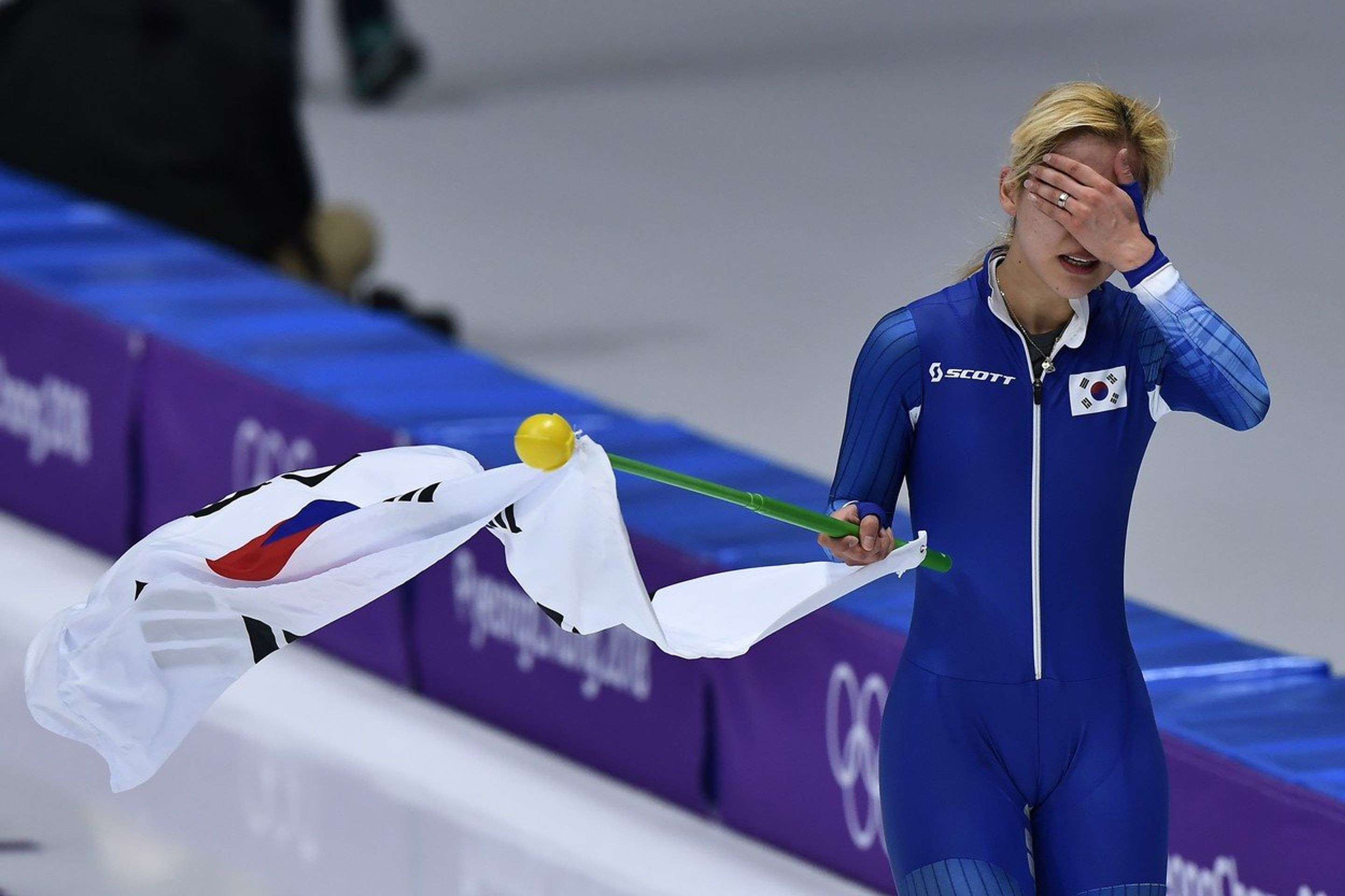 Kim Po-rum - GALERIE: Olympijská medailistka skončila v blázinci (1/4)