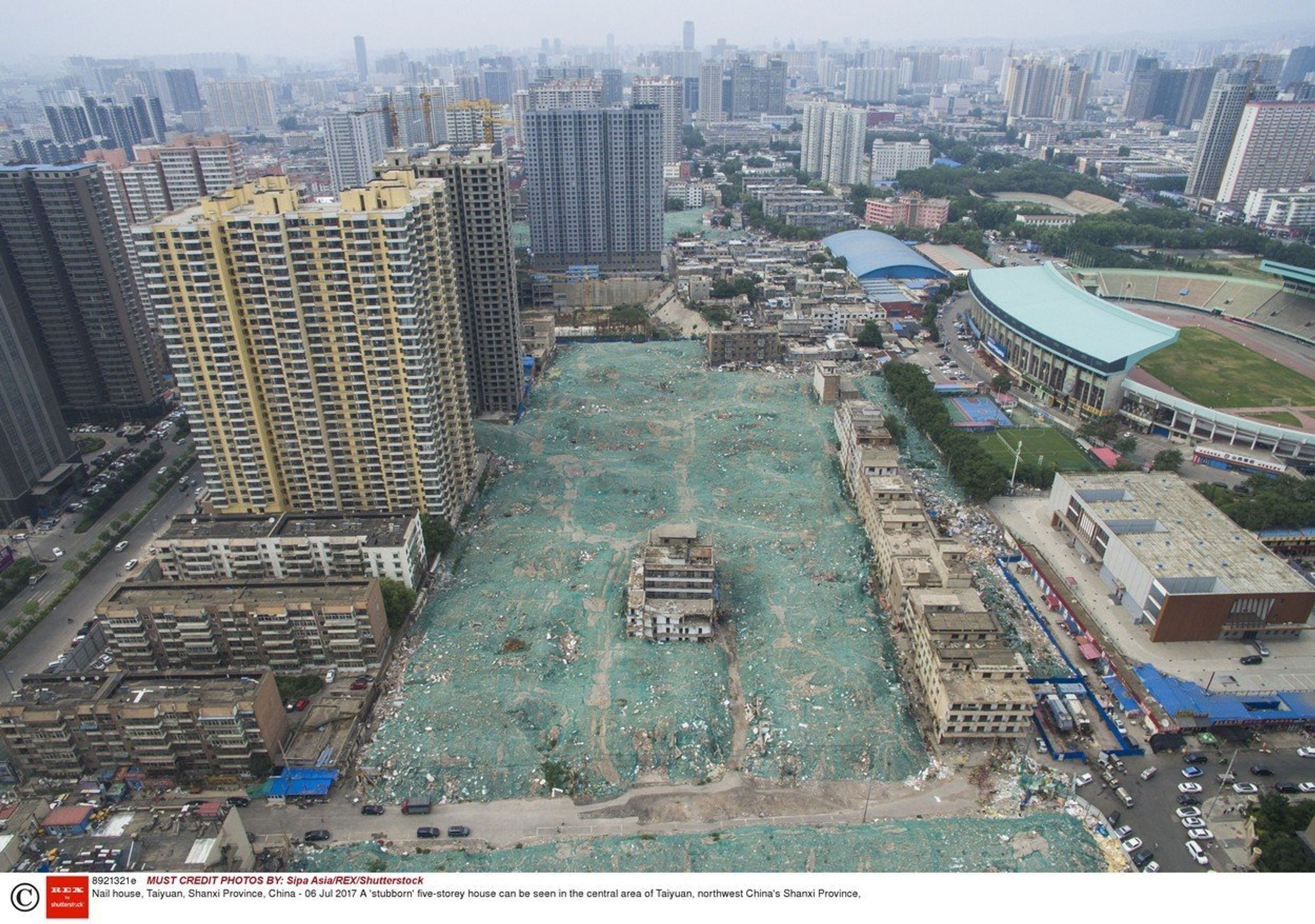Domy, které odmítli prodat jejich majitelé - Provincie Shanxi - GALERIE: Domy, které odmítli prodat jejich majitelé (8/8)