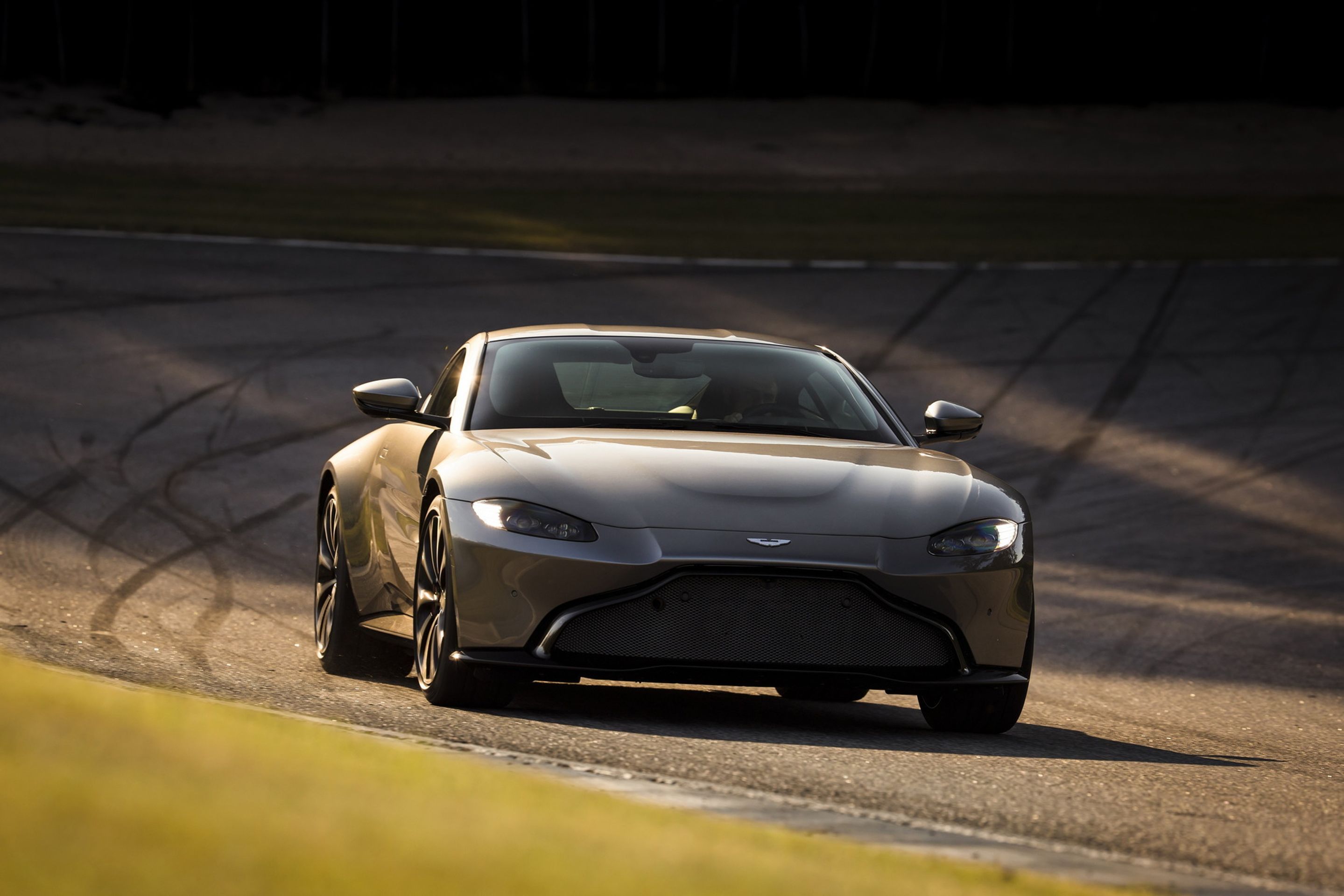 Aston Martin - 62 - FOTOGALERIE: Aston Martin V8 Vantage (11/36)