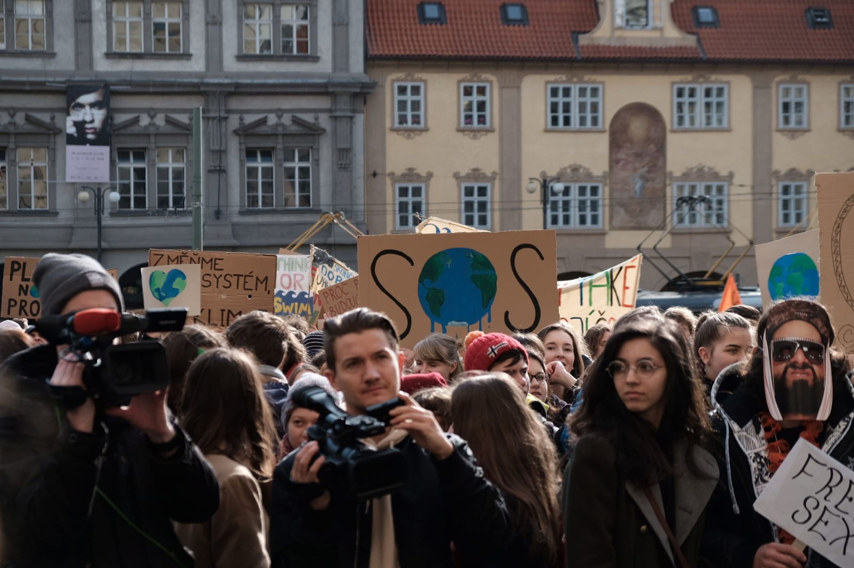 Demonstrace českých studentů za lepší klimatické podmínky - 5 - GALERIE: Demonstrace českých studentů za lepší klimatické podmínky (5/14)