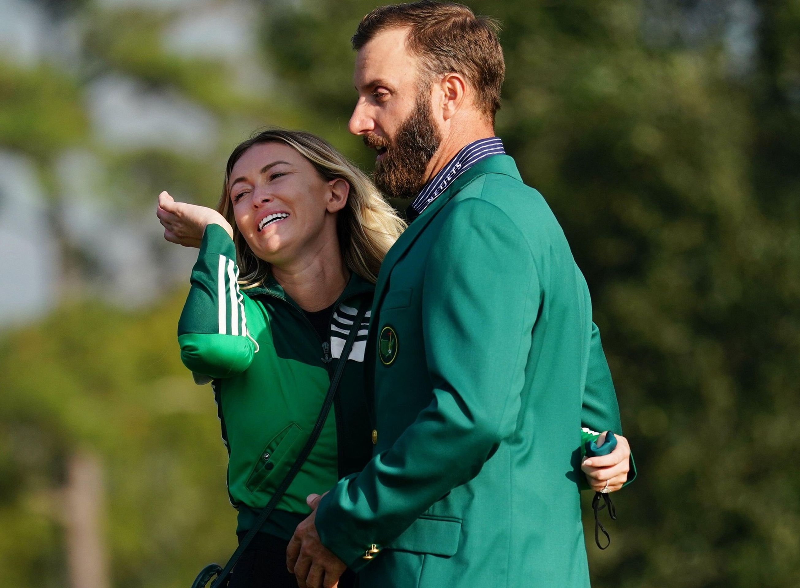Paulina Gretzká s partnerem Dustinem Johnsonem - GALERIE: Paulina Gretzká se ráda chlubí parádní postavou (11/11)