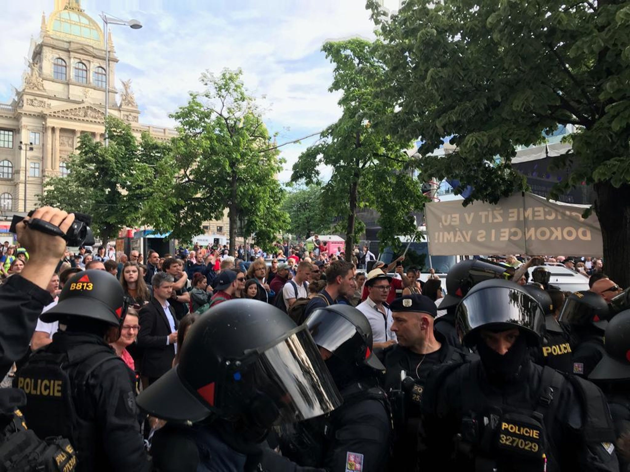 Demonstrace SPD na Václavském náměstí - 2 - GALERIE: Demonstrace SPD na Václavském náměstí (2/13)