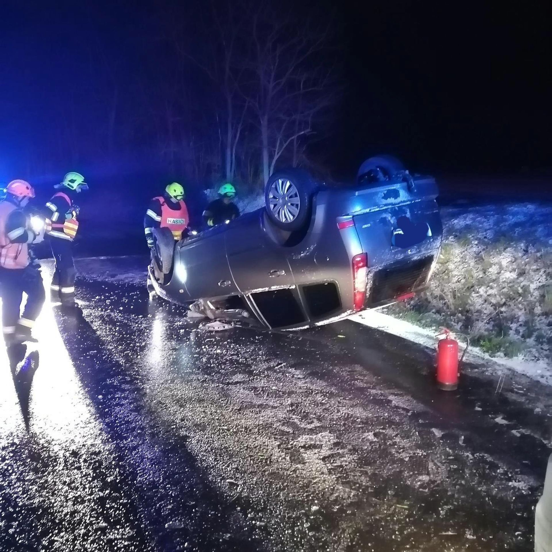 Nehody na ledovce ve Středočeském kraji - Sobotní nehody (13/13)