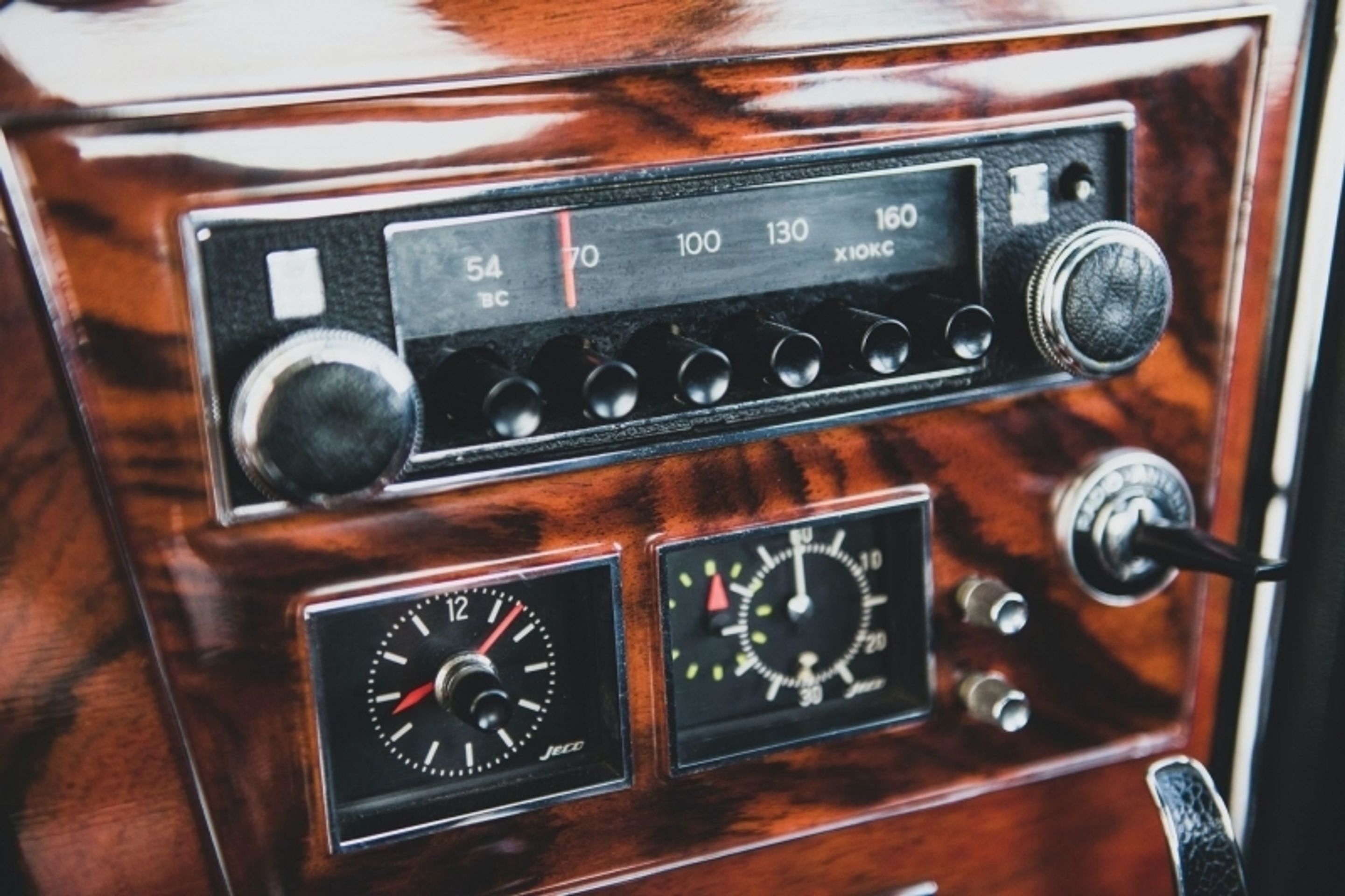 Toyota 2000GT z roku 1967 - 26 - Fotogalerie: Nádherné sportovní kupé Toyota 2000GT z roku 1967 (14/17)