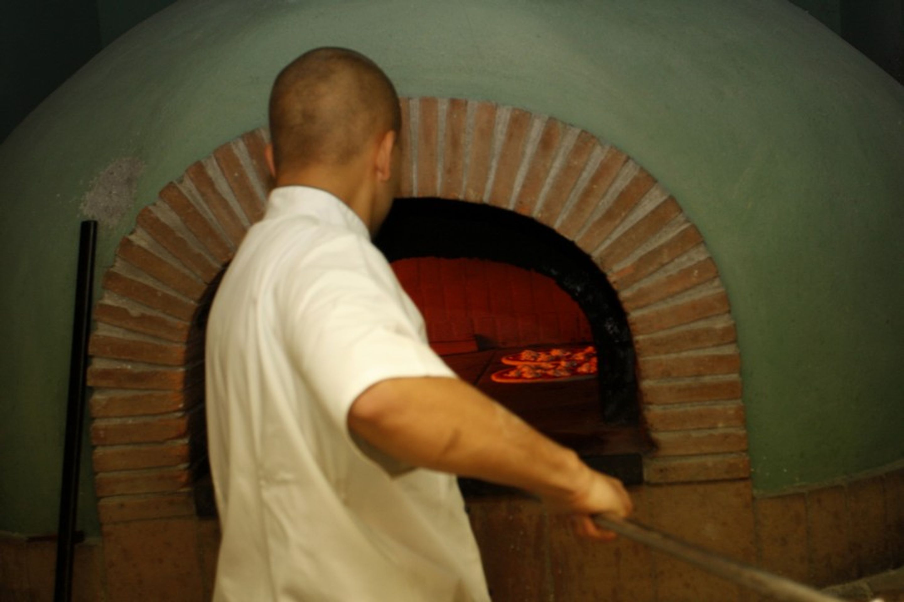 V Praze se dnes soutěžilo v přípravě italské pizzy-1 - GALERIE: Pizza (4/18)