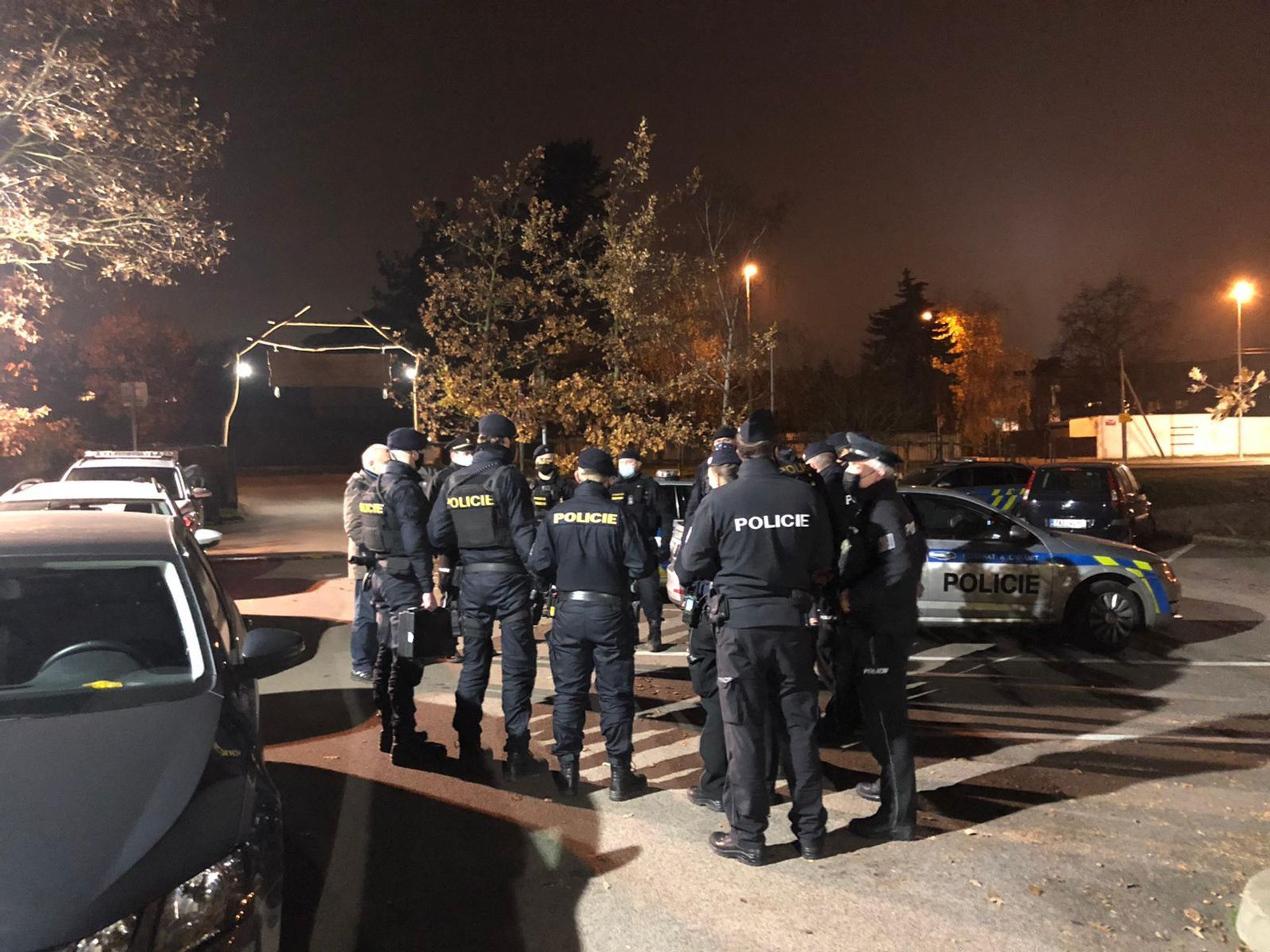 Zásah v hospodě - 10 - GALERIE: Policejní zásah v pražské restauraci (11/11)