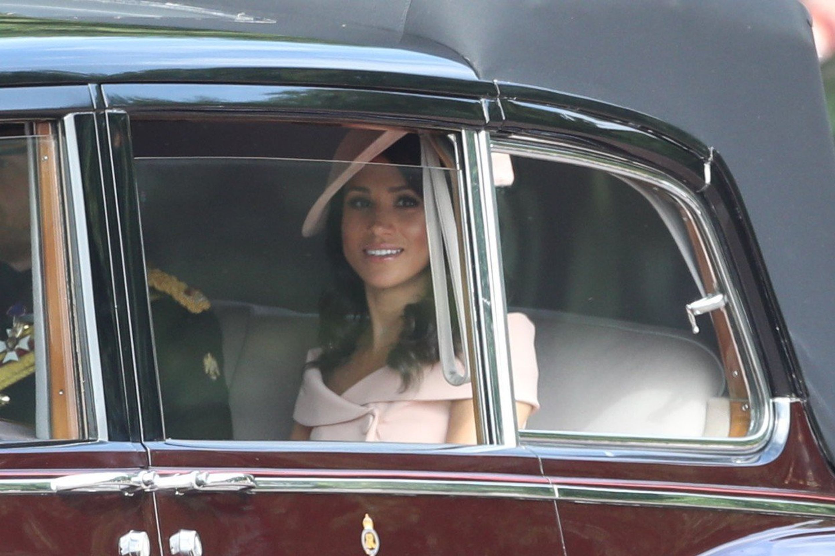 Oslava narozenin královny - Trooping the Colour - 2 - GALERIE: Oslava narozenin královny (3/7)