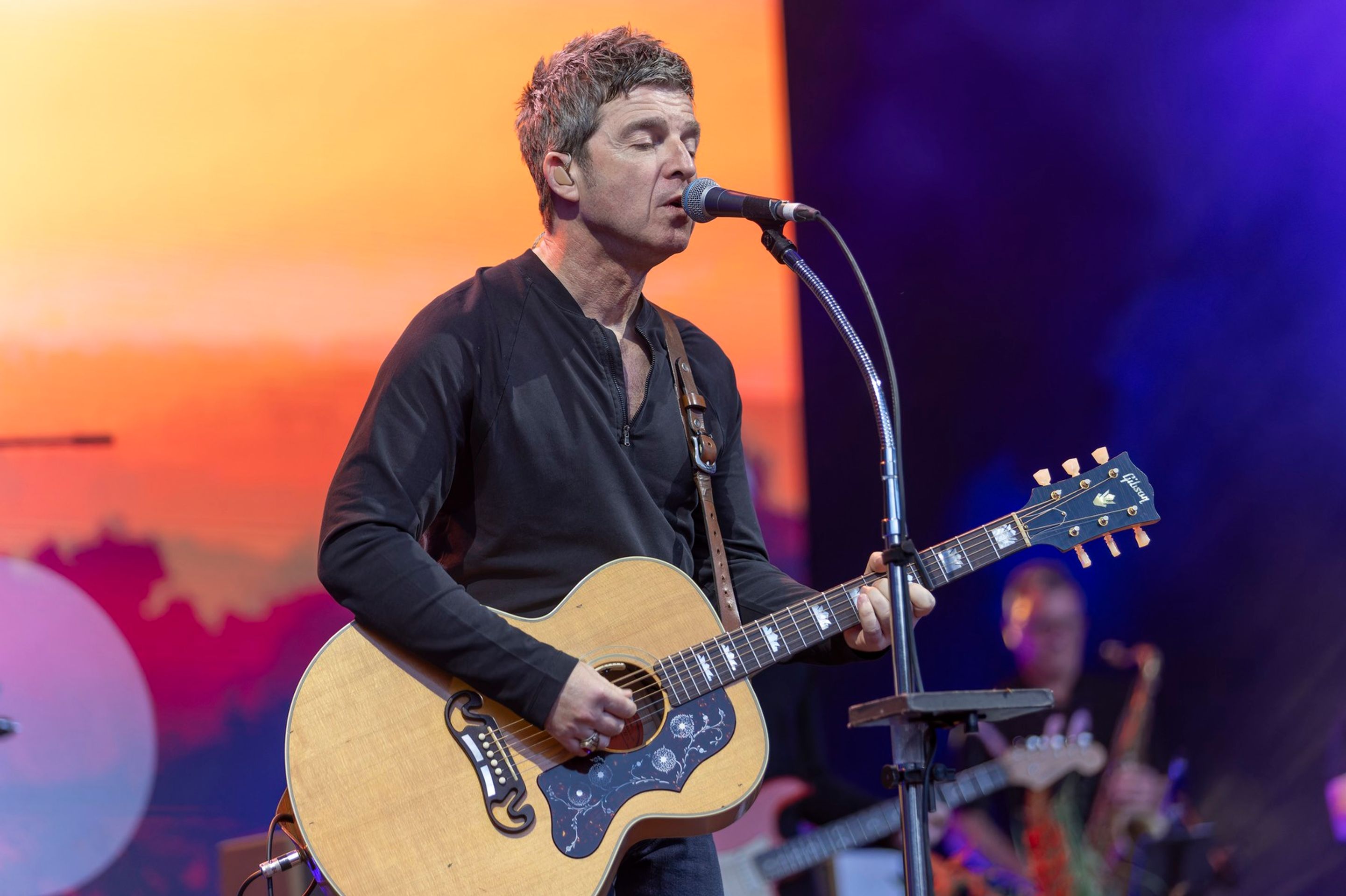 Noel Gallagher, 2024 - Oasis (5/6)