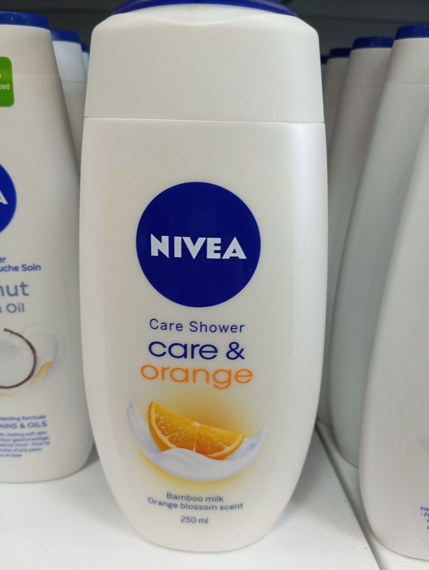 Nivea Care Shower care & orange - Kosmetika nahlášená hygieniky (1/9)