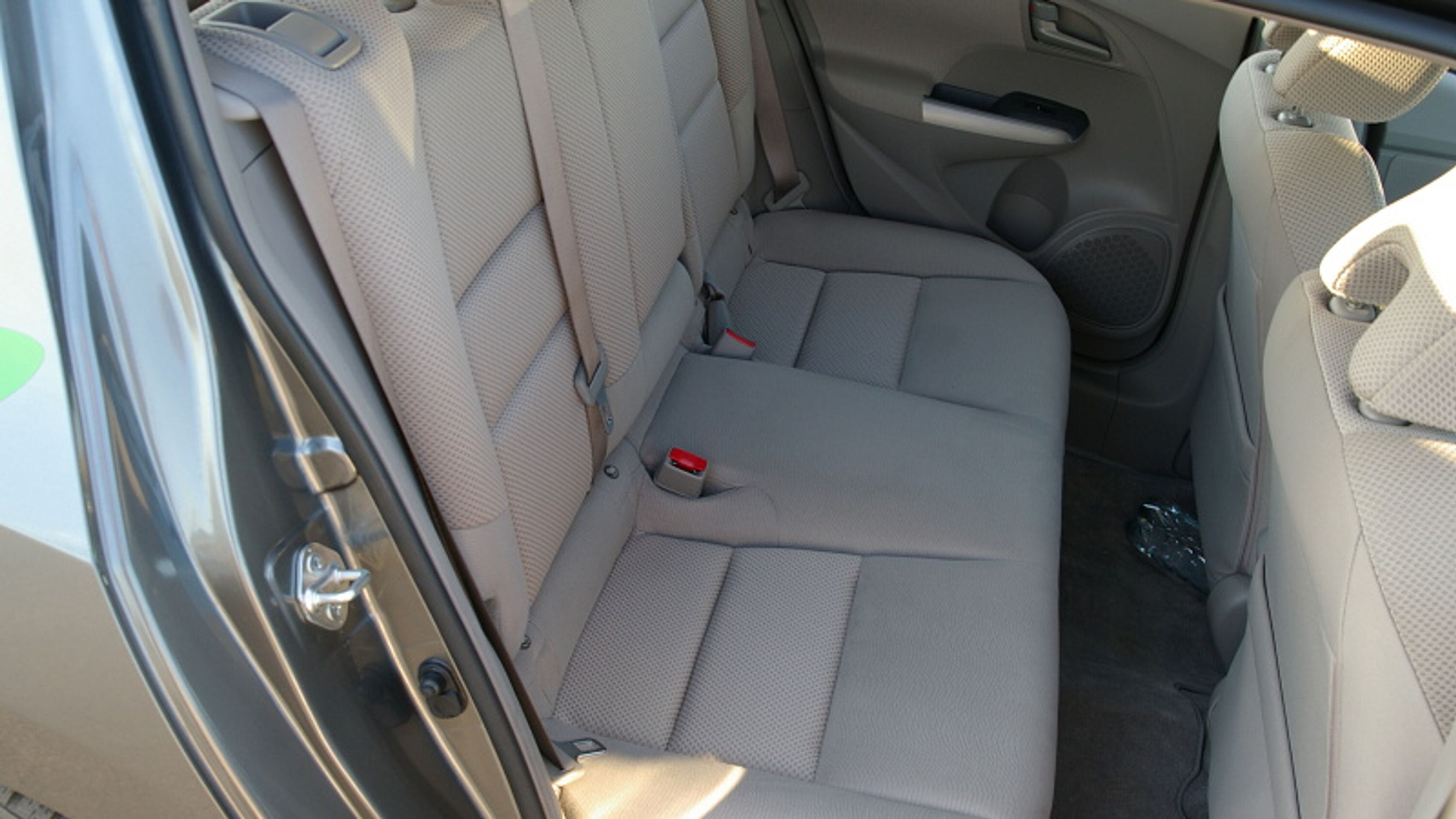 Honda Insight-4 - GALERIE Honda Insight (4/8)