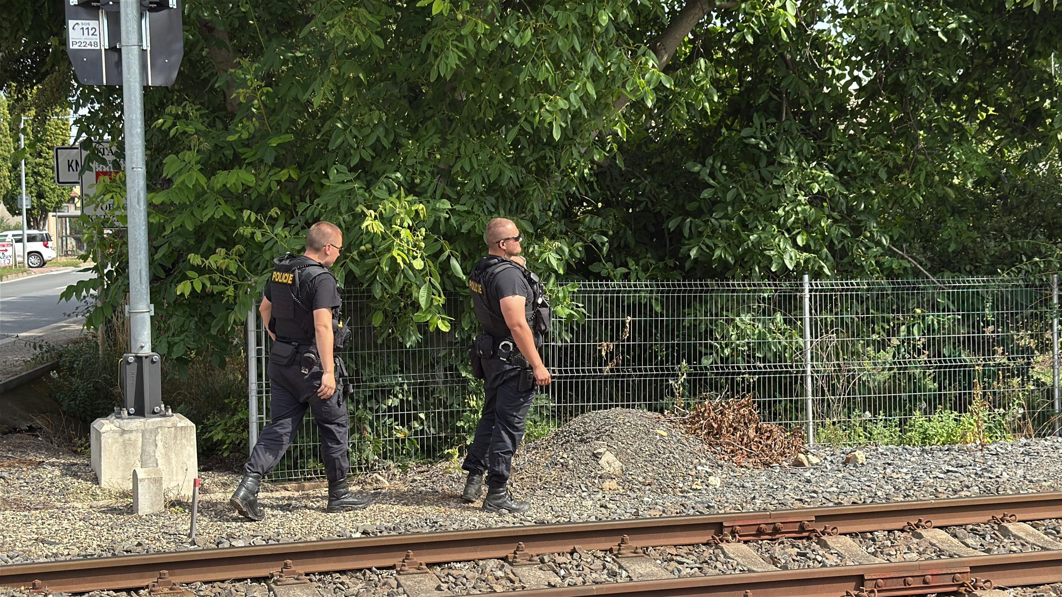 Policejní akce v okolí pražského letiště - Policejní akce v okolí pražského letiště (8/17)