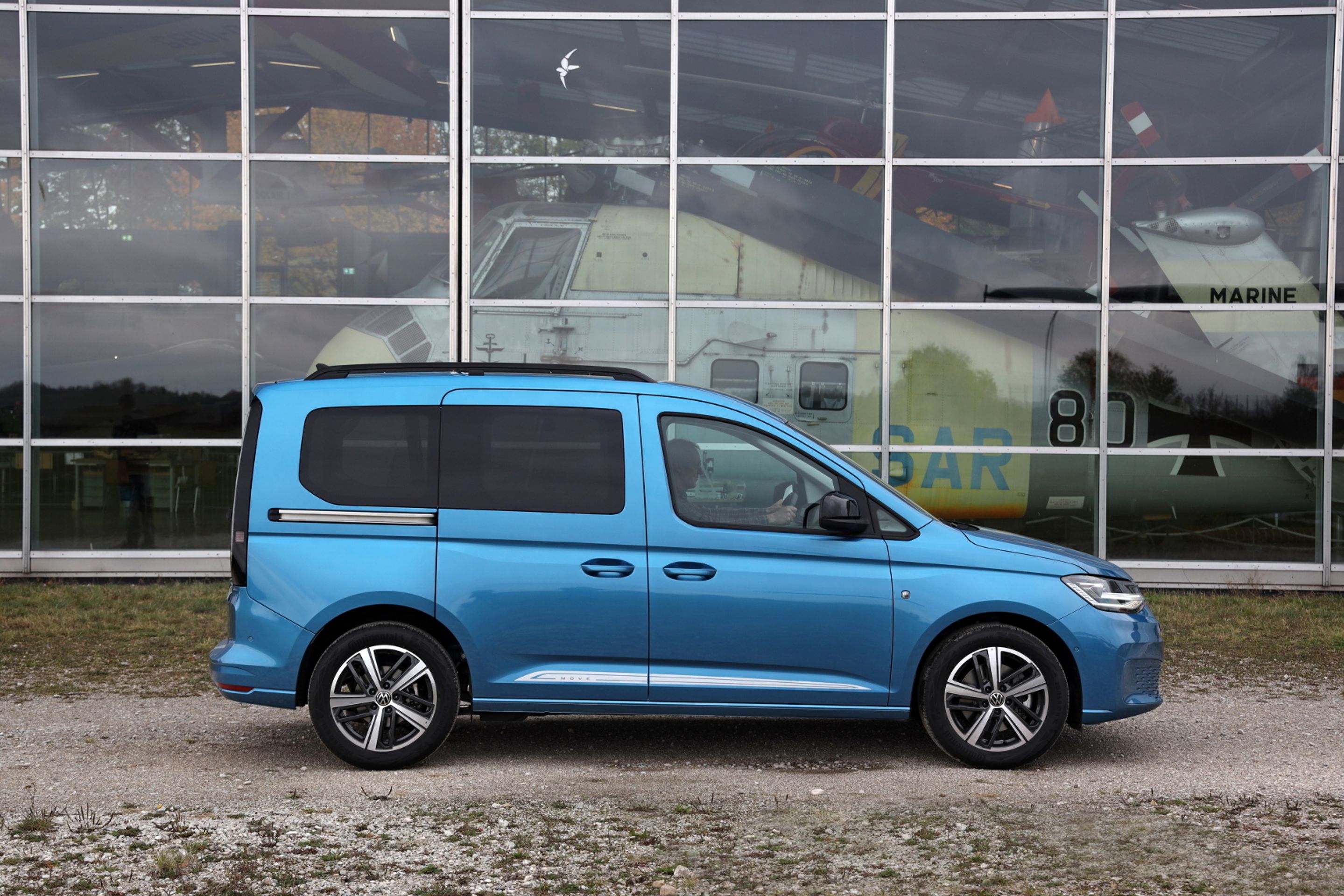 Volkswagen Caddy 5. generace - 33 - Fotogalerie: Nový Caddy jako dříč, obytňák i auto pro rodinu (22/43)