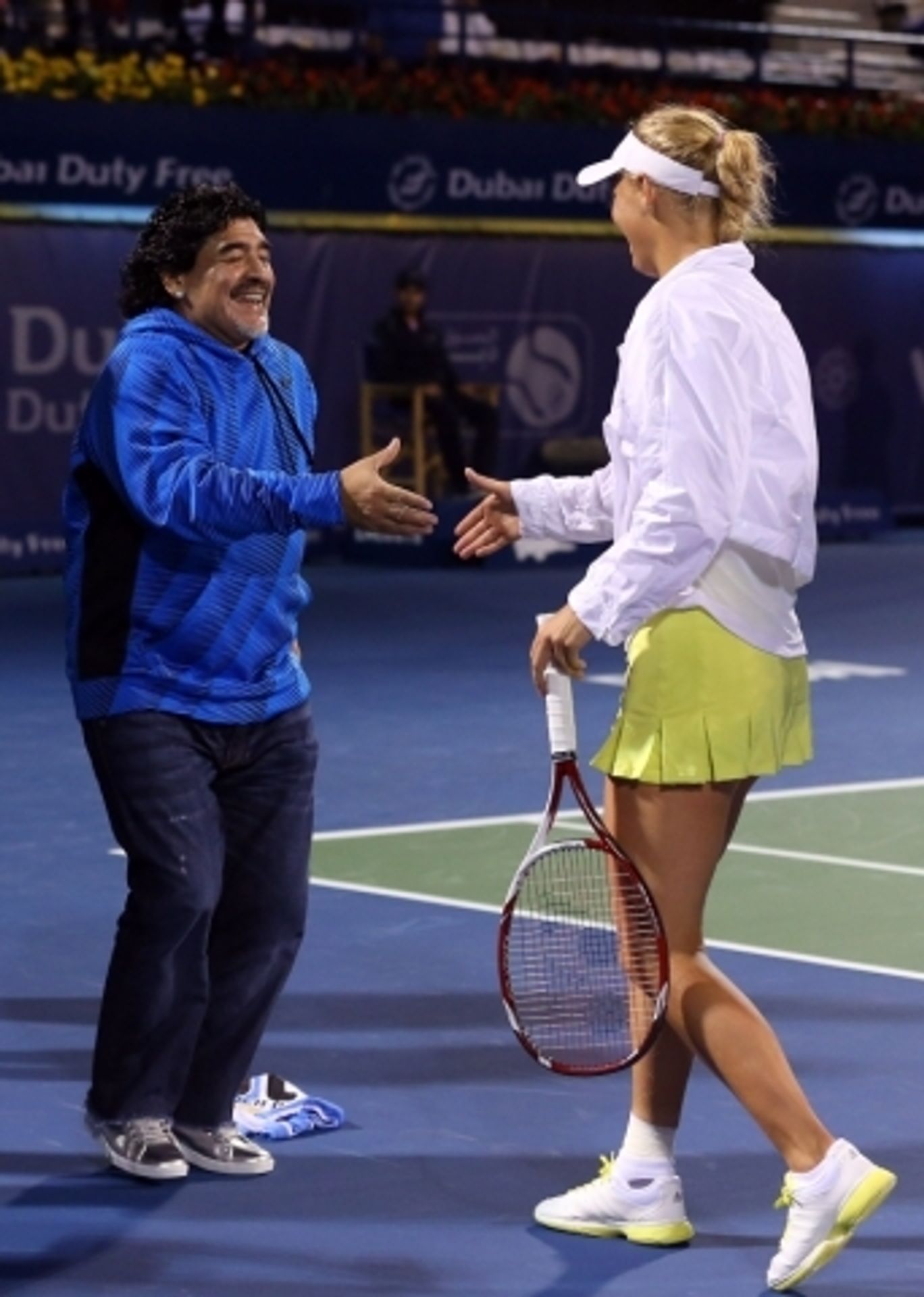 Diego Maradona se v Dubaji setkal s Caroline Wozniackou - 5 - GALERIE: Diego Maradona se v Dubaji potkal s Caroline Wozniackou (3/6)