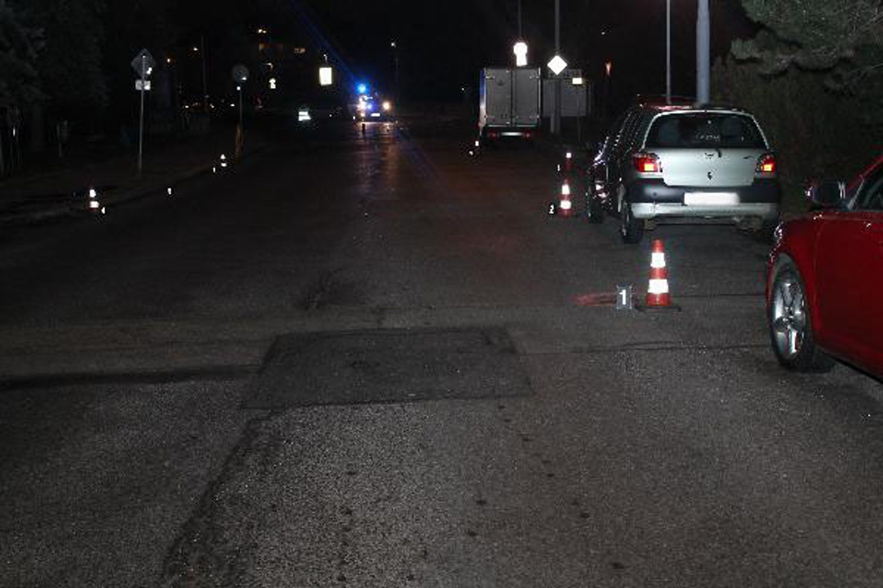 Hořící auto po smrtelné nehodě v Brně - 2 - GALERIE: Smrtelná nehoda v Brně (3/4)