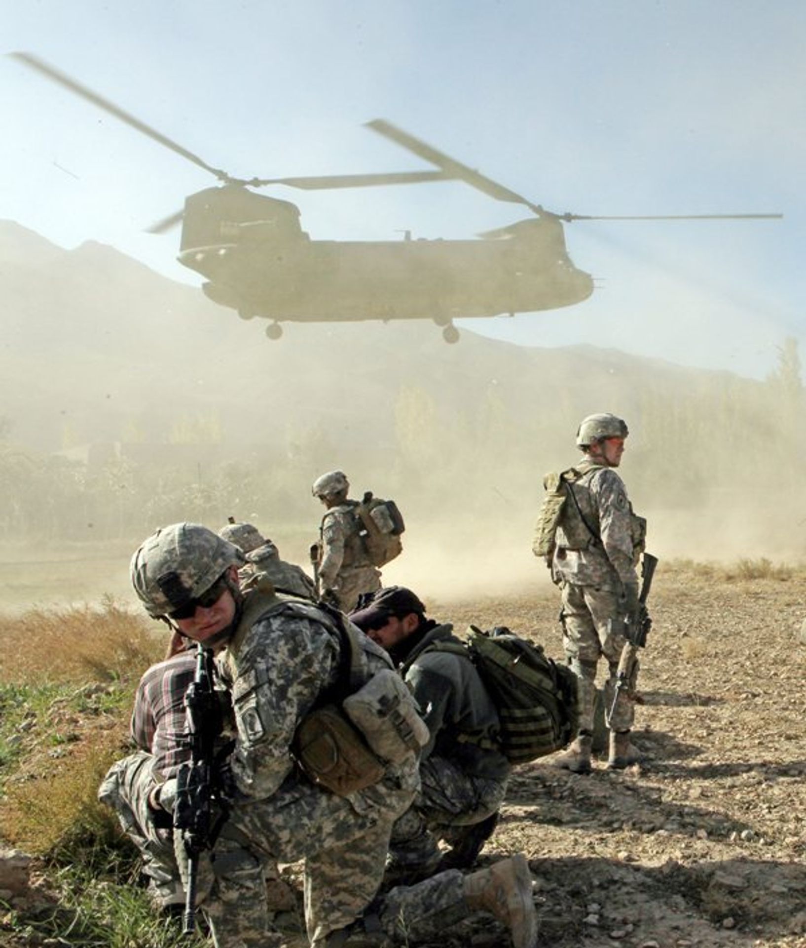 CH-47 Chinook - 2 - GALERIE: CH-47 Chinook (2/5)