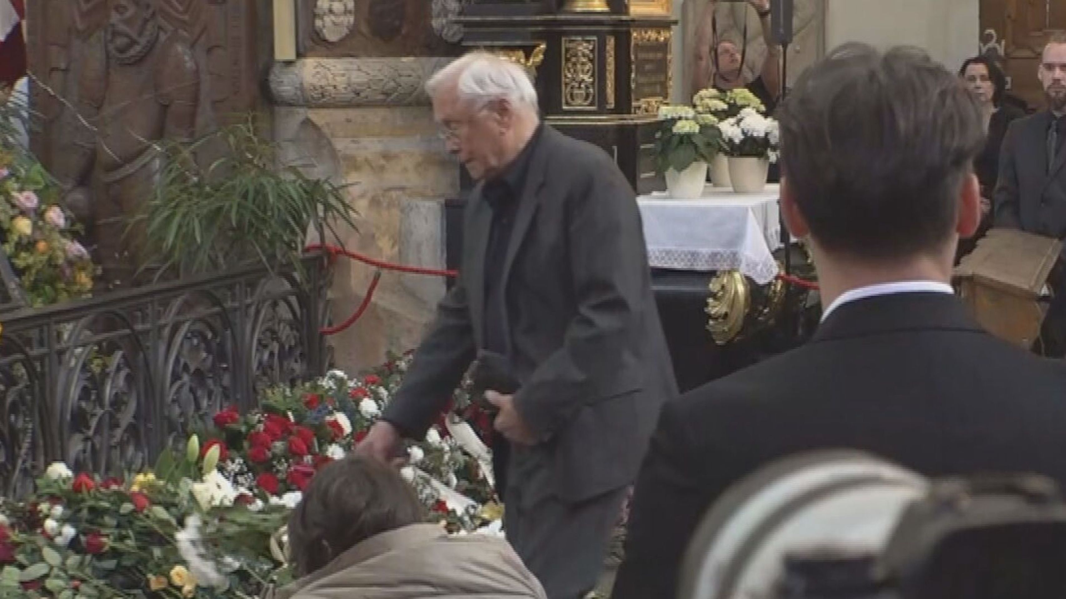 Jaroslav Satoranský na pohřbu Jana Potměšila - Pohřeb Jana Potměšila (10/11)