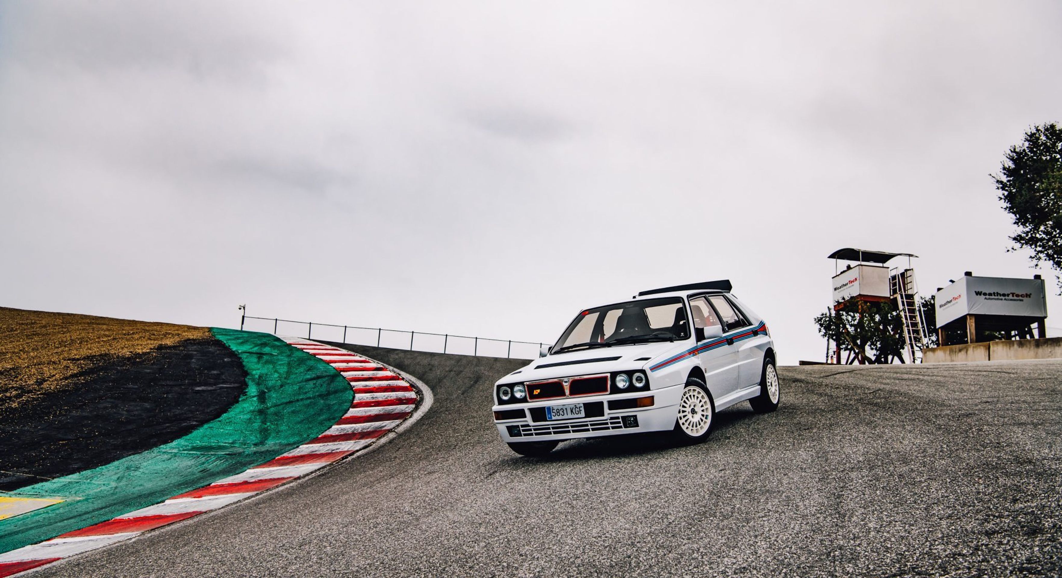 Lancia Delta Integrale Martini 5 Evoluzione - 38 - Fotogalerie: Skoro třicet let stará, ale pořád krásná Lancia Delta (1/20)