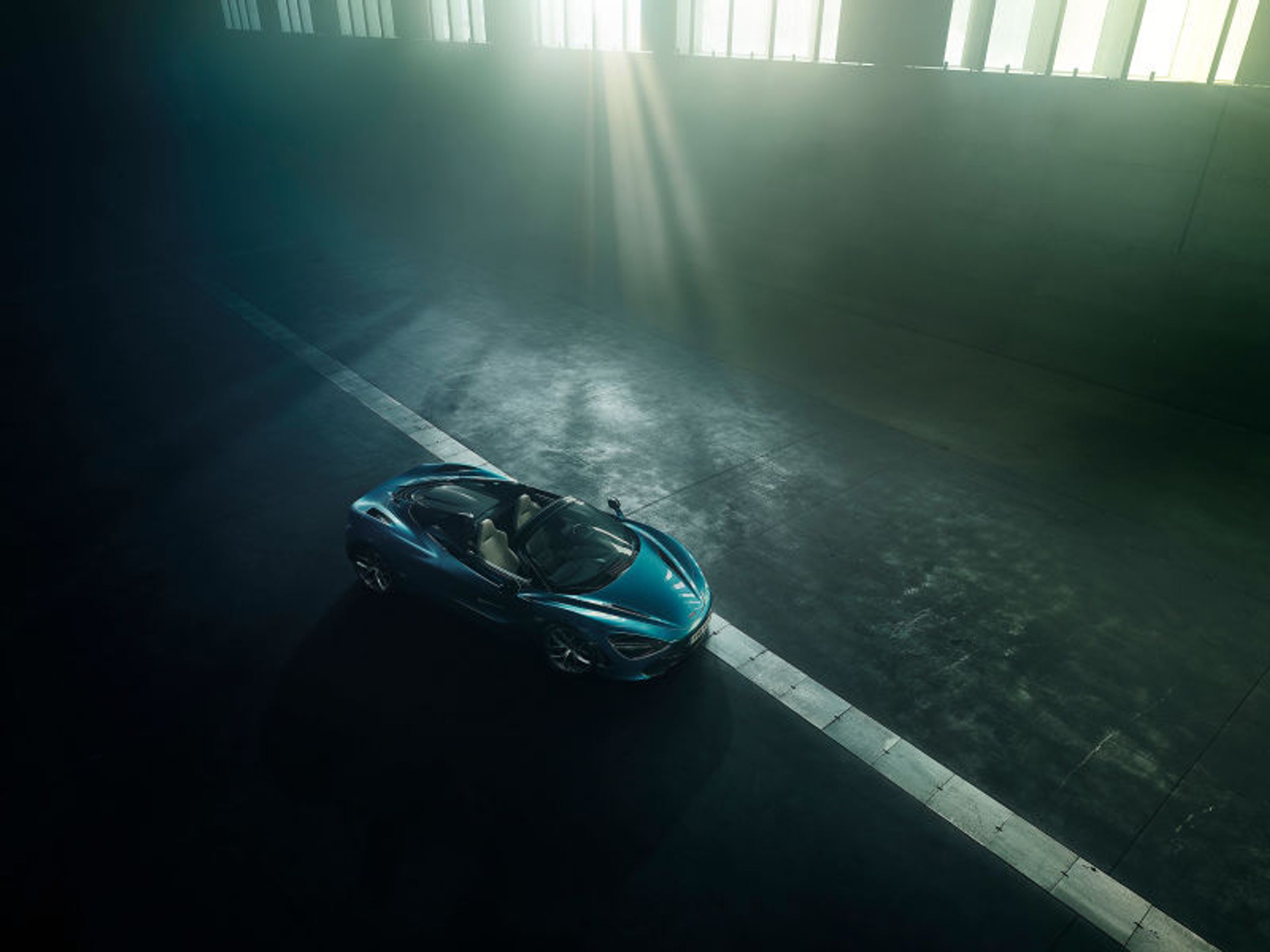 McLaren 720S Spider - 17 - Fotogalerie: Úžasný McLaren 720S Spider (6/10)