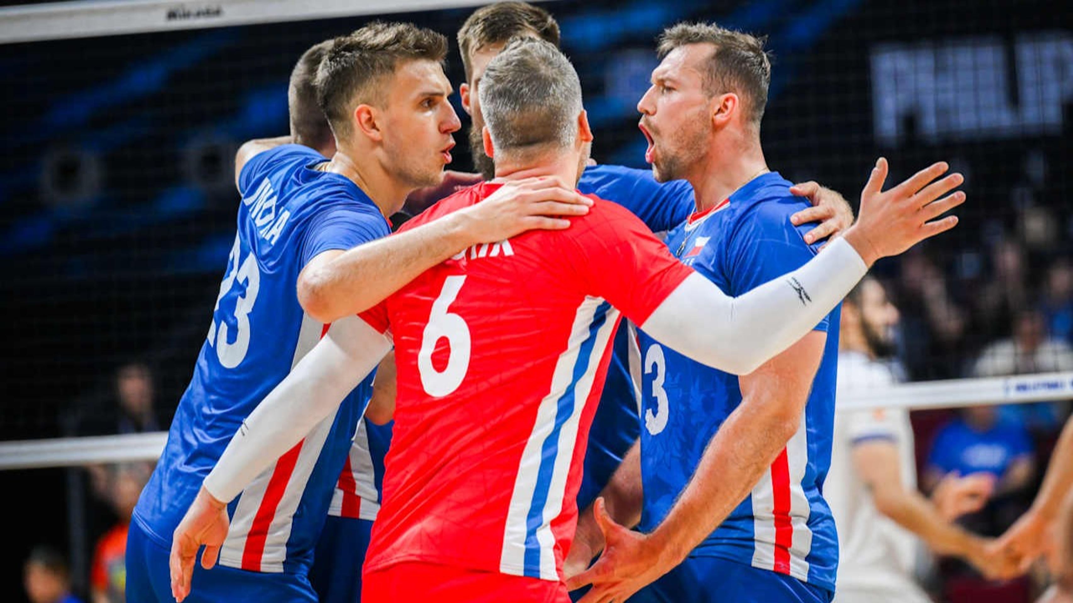 Velká radost českých volejbalistů po postupu do semifinále MS - Čeští volejbalisté smetli Írán a jsou v semifinále MS (6/7)