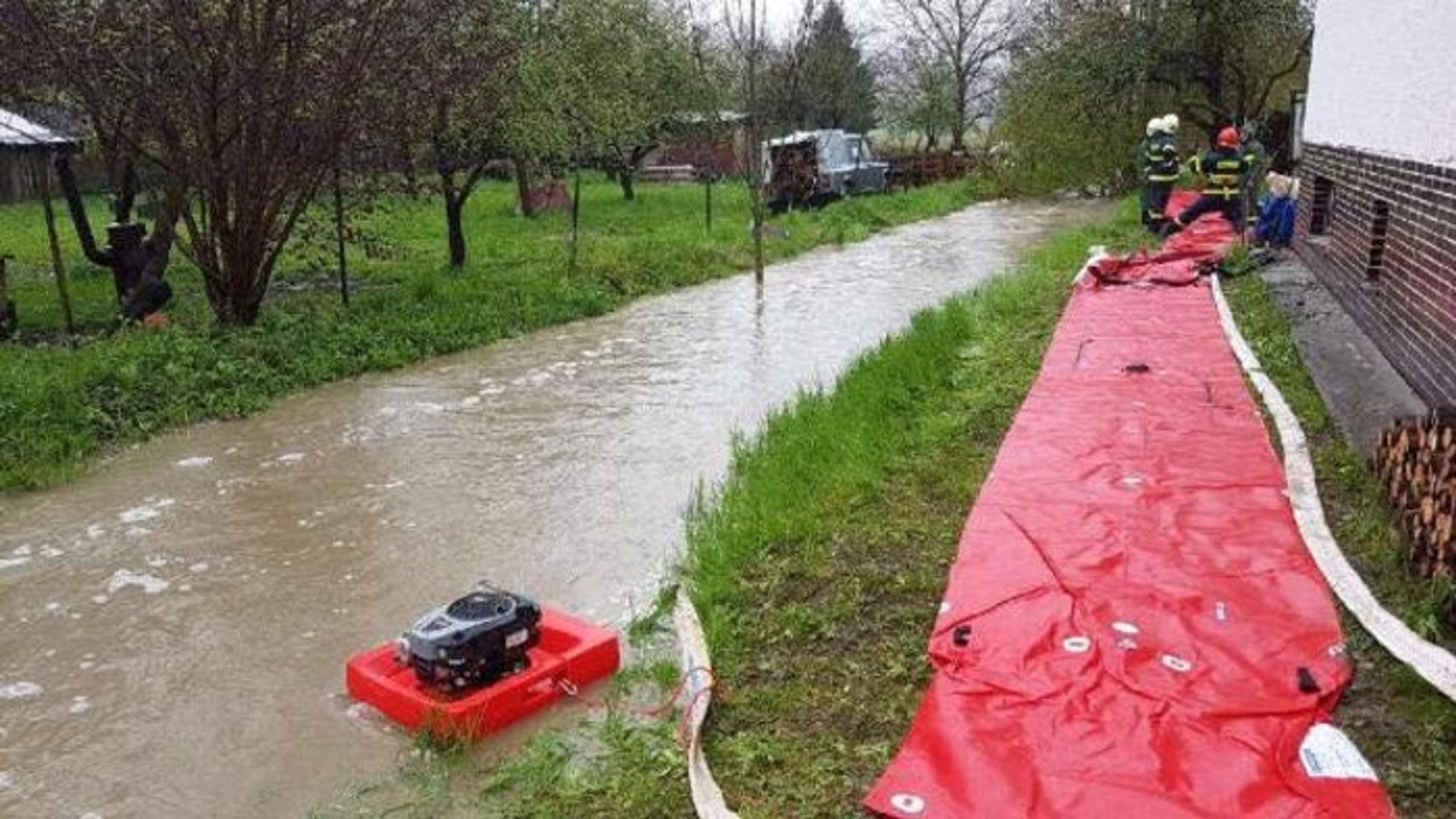 Záplavy na Slovensku - GALERIE: Záplavy na Slovensku (4/4)