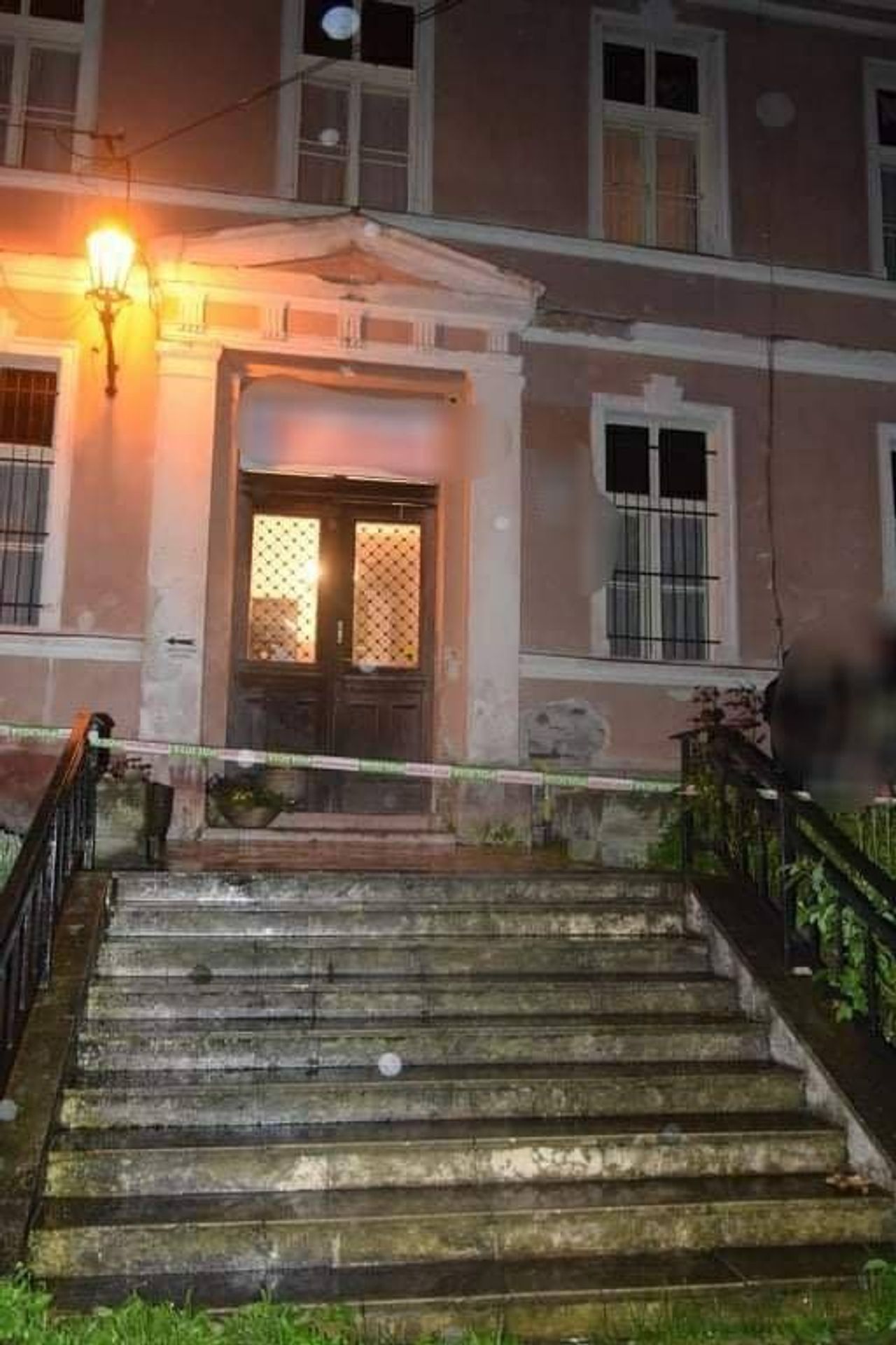 Útok na ubytovně v Banské Štiavnici - 5 - GALERIE: Útok na ubytovně v Banské Štiavnici (2/6)