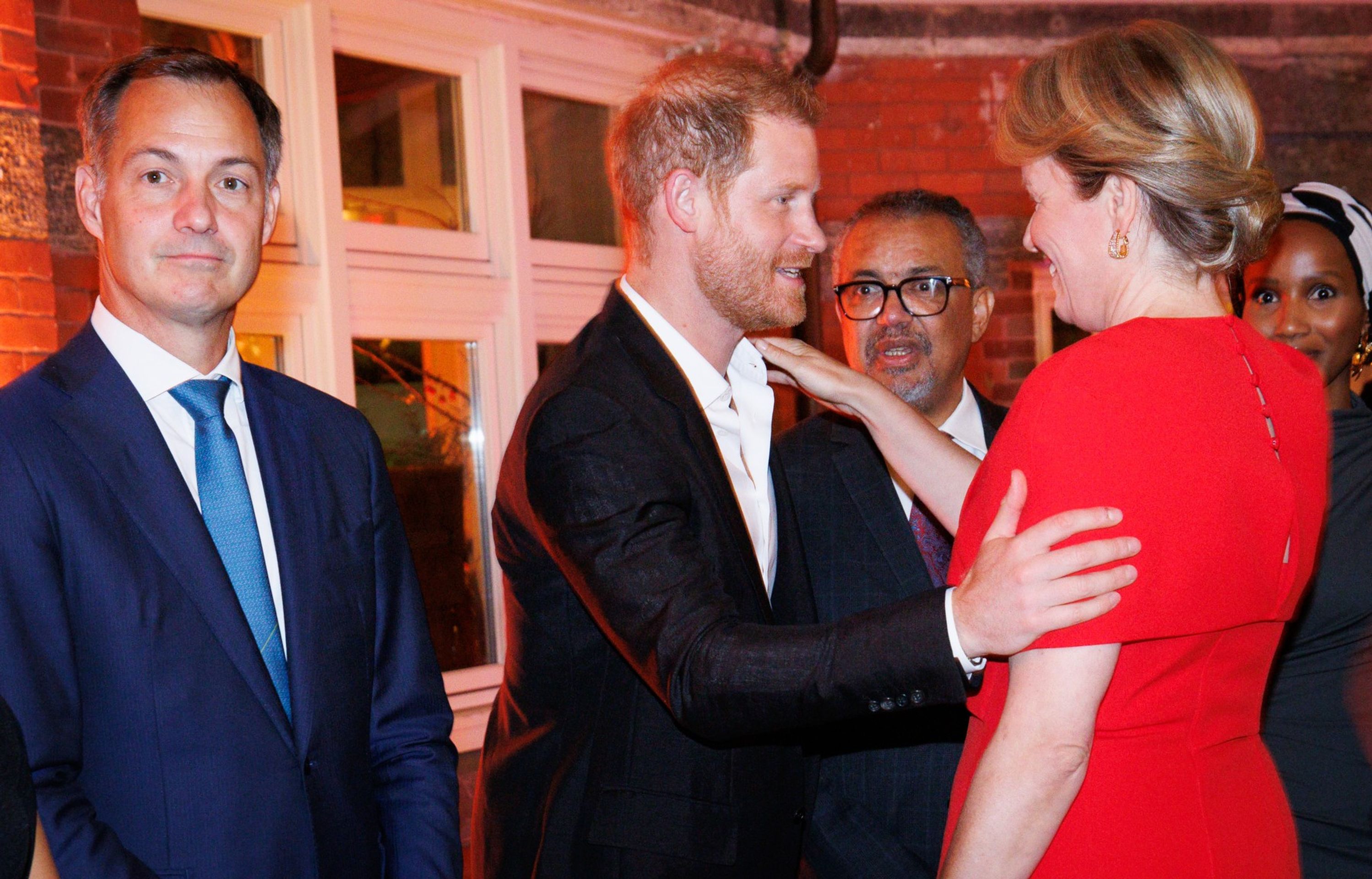 Princ Harry na cestě bez Meghan, 23. 9. 2024 (1) - Princ Harry na cestě bez Meghan (1/5)