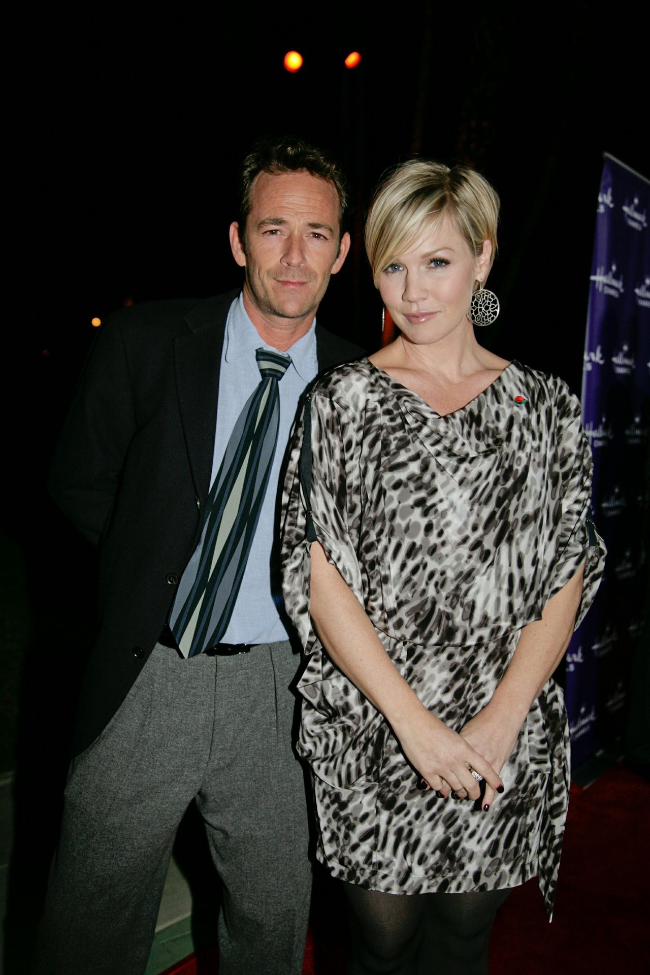 Jennie Garthová, Luke Perry - GALERIE: Beverly Hills 902 10 proměny (3/13)