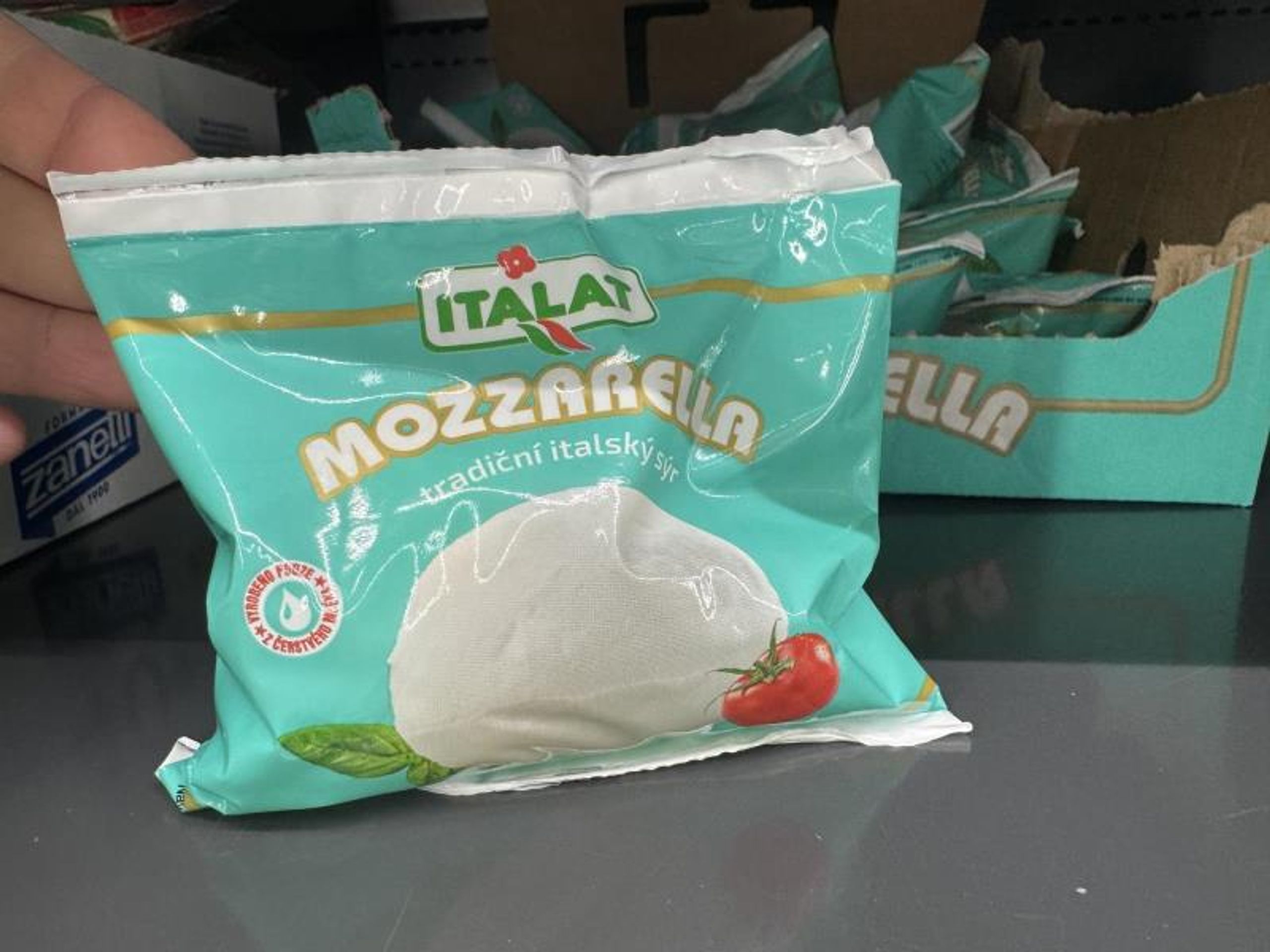Šizený sýr mozzarella (1) - Nejakostní a falšované potraviny (5/15)