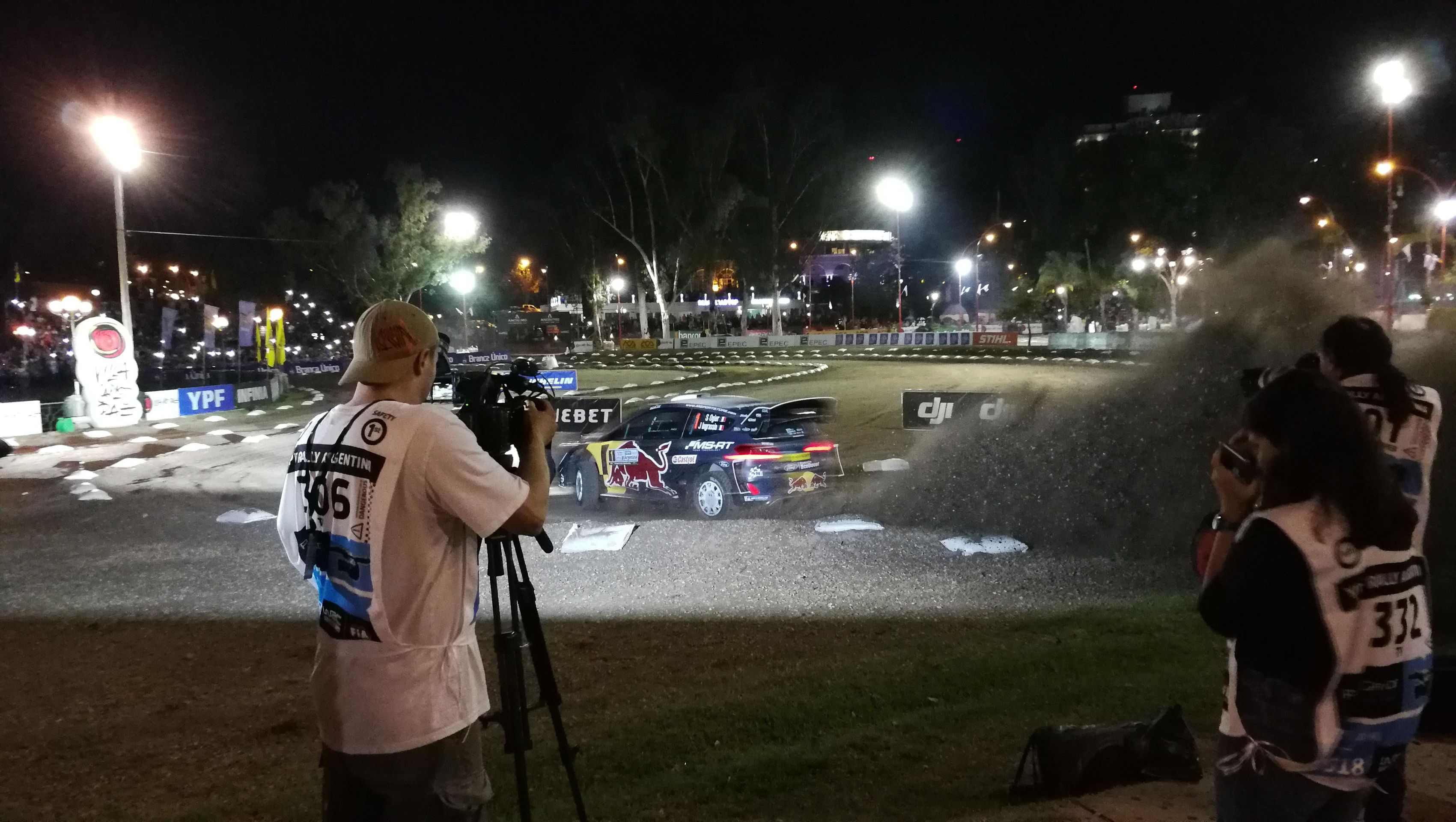 Průjezd mistra světa Sébastiana Ogiera - GALERIE: Speciální díl magazínu Czech Rally 2018 z Argentiny! (3/4)
