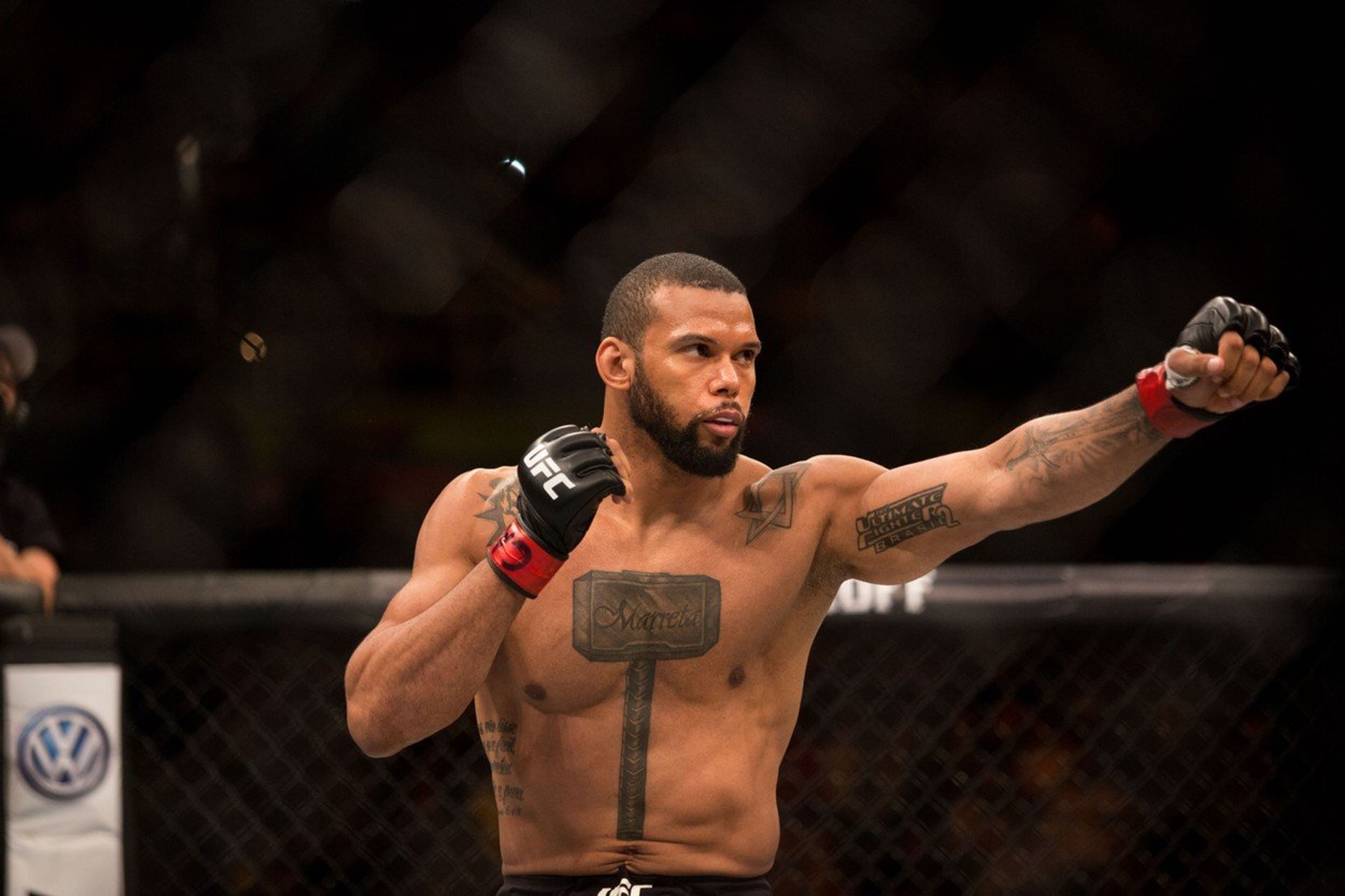 Thiago Santos - GALERIE: Jan Blachowicz poměří síly s Thiagem Santosem (5/6)