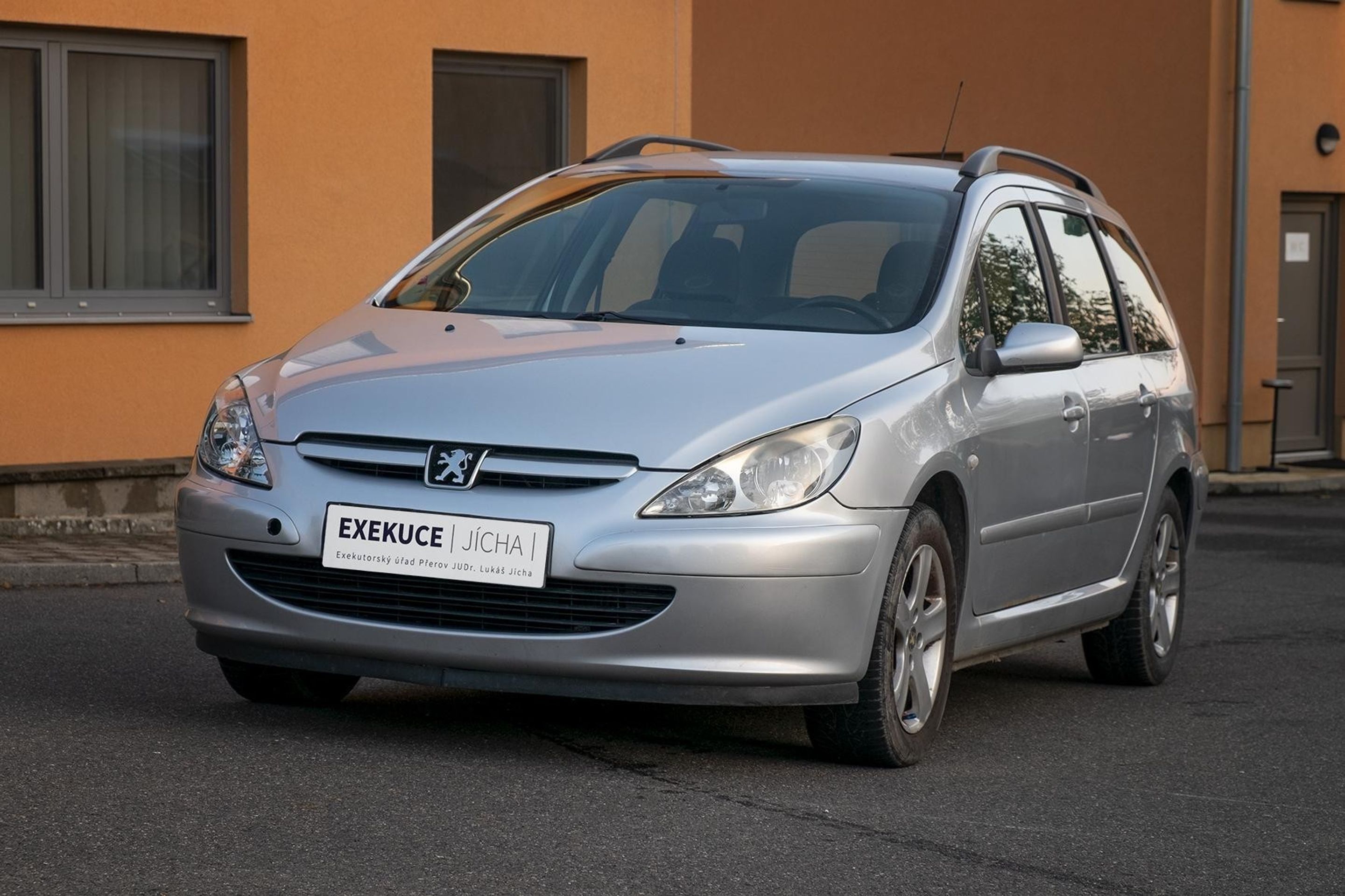 Dražba vozidel - Peugeot 307 (nafta) - GALERIE: Dražba vozidel (8/20)