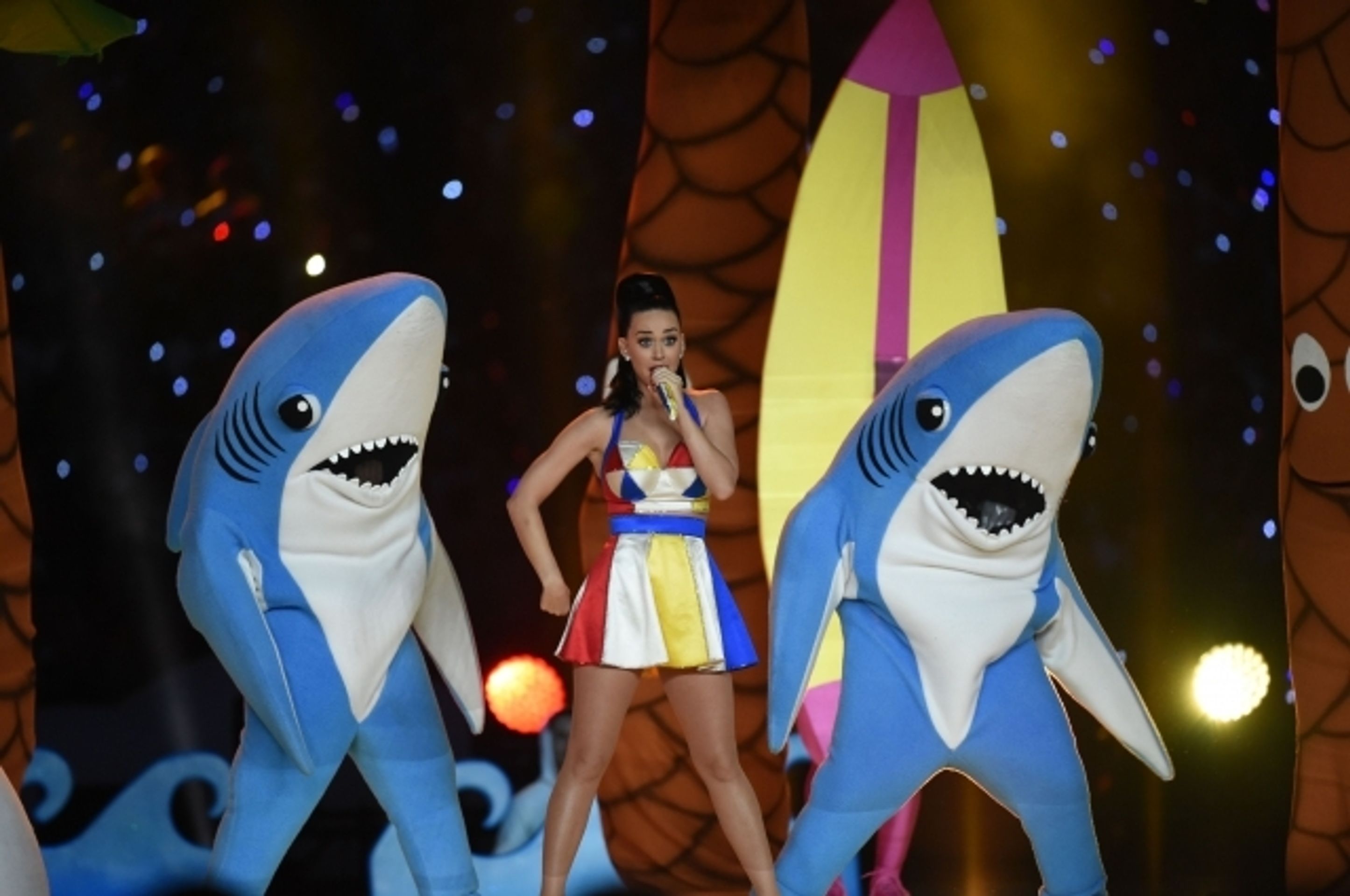 Katy Perry na Super Bowlu - 5 - GALERIE: Katy Perry na Super Bowlu 2015 (1/11)