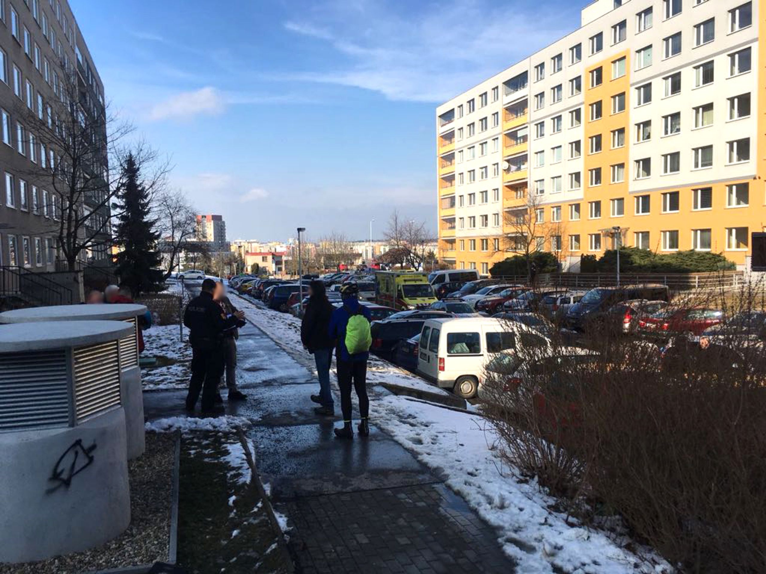 Nález těla novorozence - 3 - GALERIE: Nález těla novorozence ve Stodůlkách (3/6)