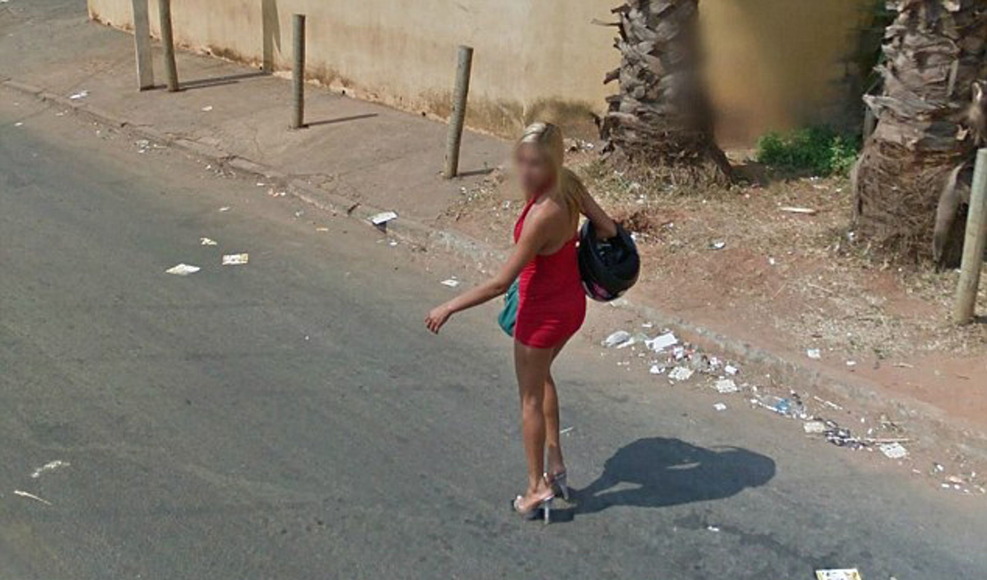 Prostitutky - 6 - GALERIE: Prostitutky na Google Street View (3/8)