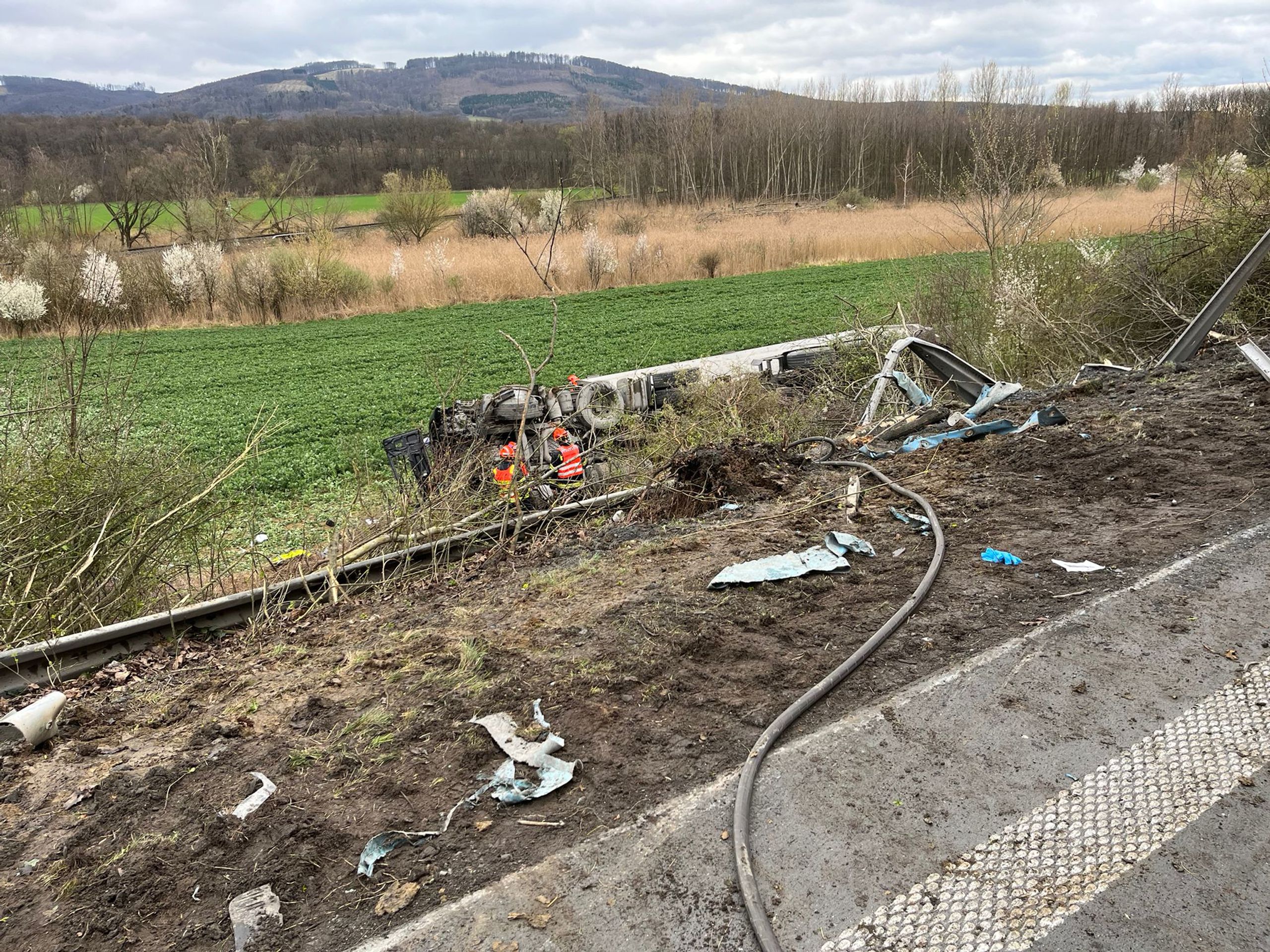 Tragická dopravní nehoda na Kroměřížsku (3) - Tragická dopravní nehoda na Kroměřížsku (4/5)