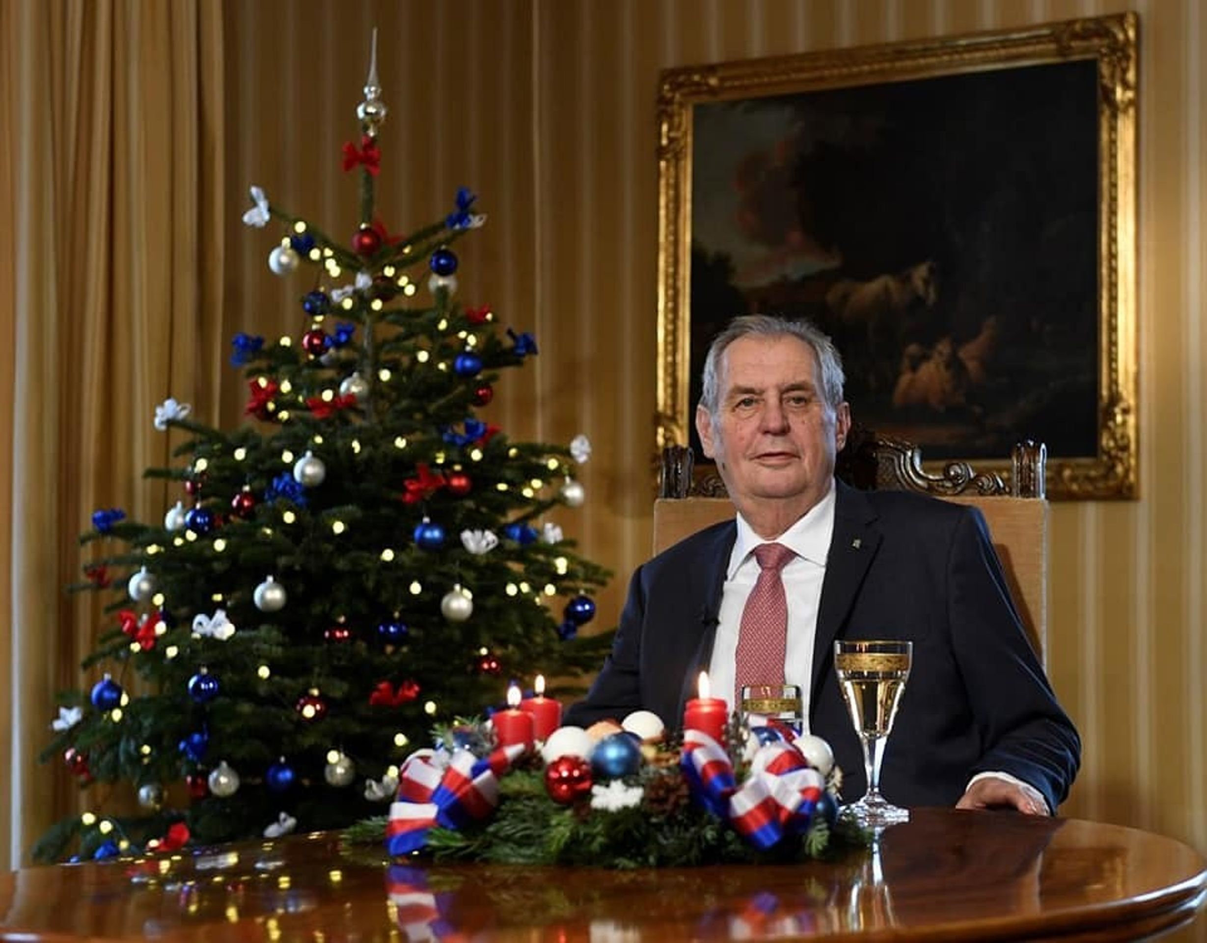 Adventní věnce prezidenta Miloše Zemana od Pavla Kočiše - 6 - GALERIE: Adventní věnce prezidenta Miloše Zemana (6/6)
