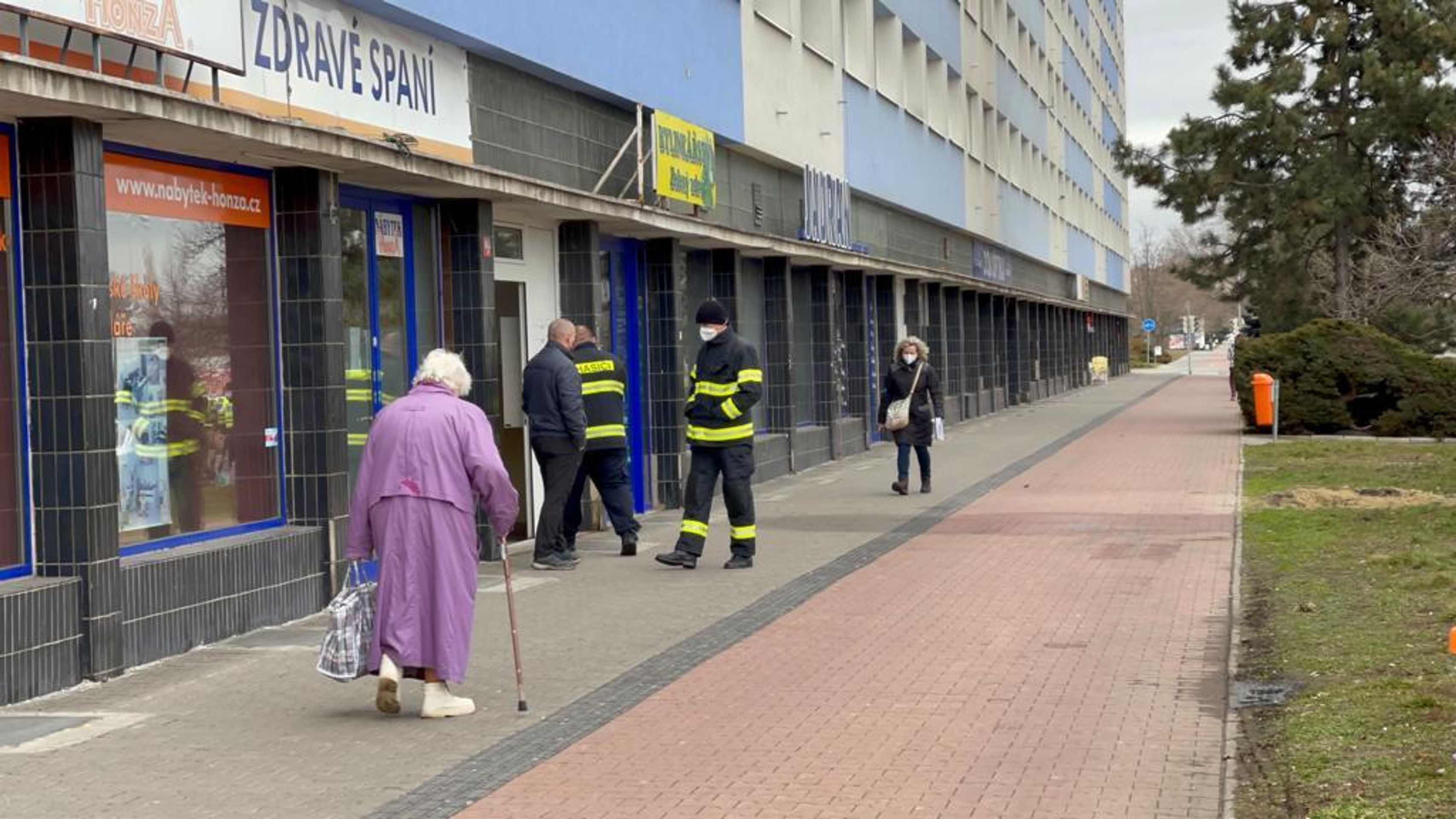 Tragický požár v Mladé Boleslavi si vyžádal jeden život - 5 - GALERIE: Tragický požár v Mladé Boleslavi (2/6)