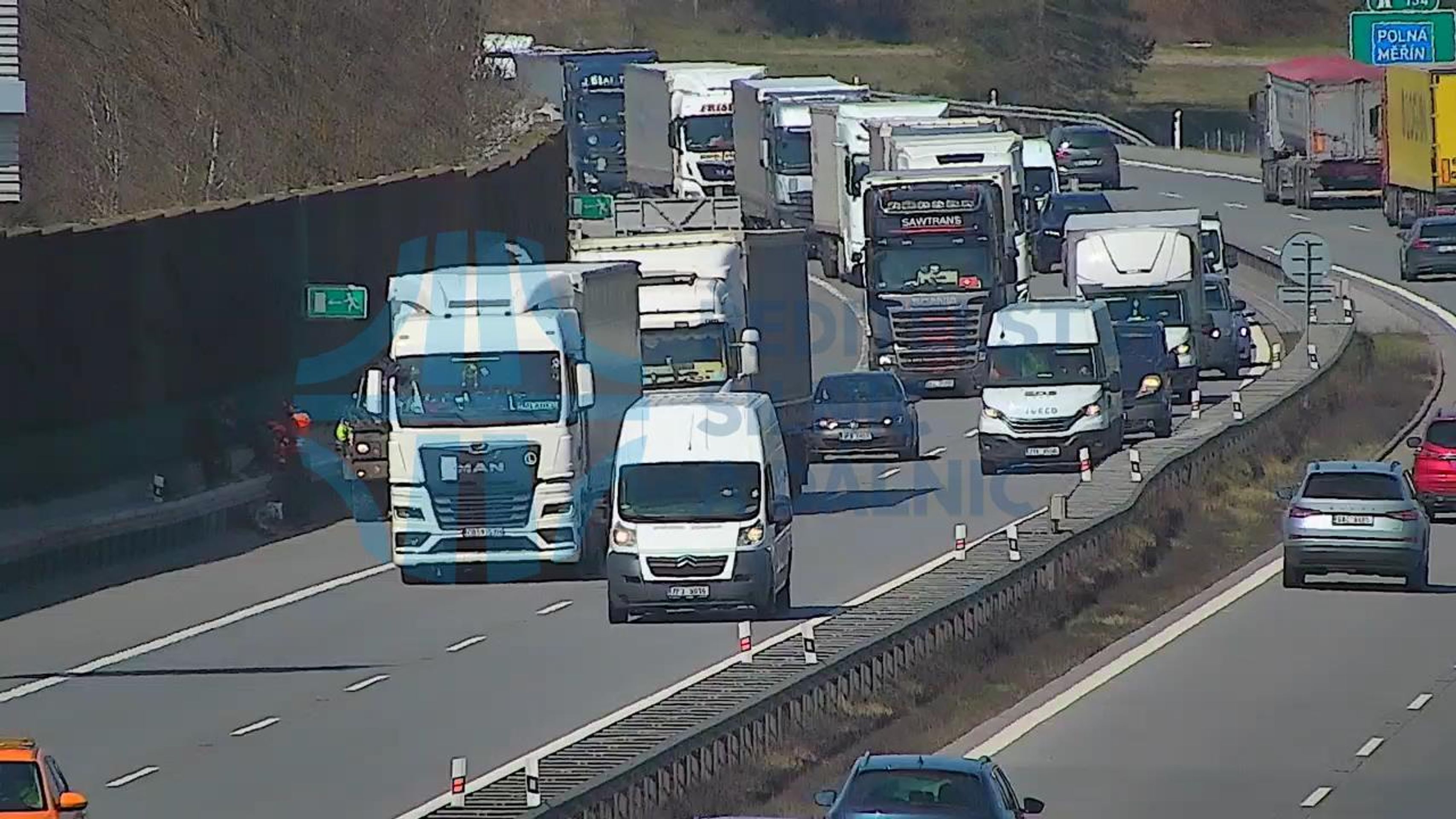 Dopravní nehoda na D1, 134 km ve směru na Brno (5) - Dopravní nehoda na D1 (2/5)