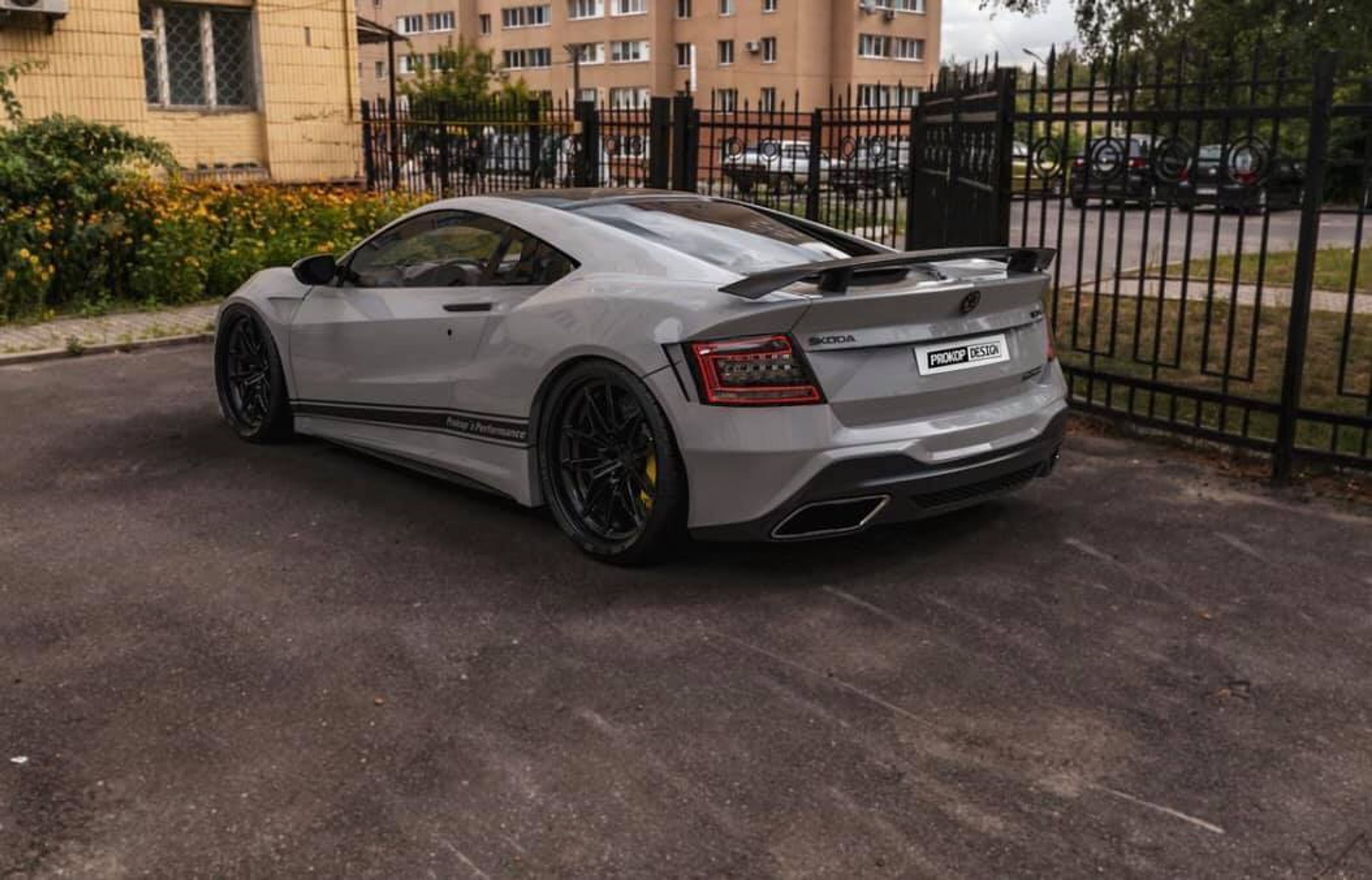 Škoda Octavia jako odvážný hypersport - 12 - Fotogalerie: Škoda Octavia jako odvážný hypersport (7/9)