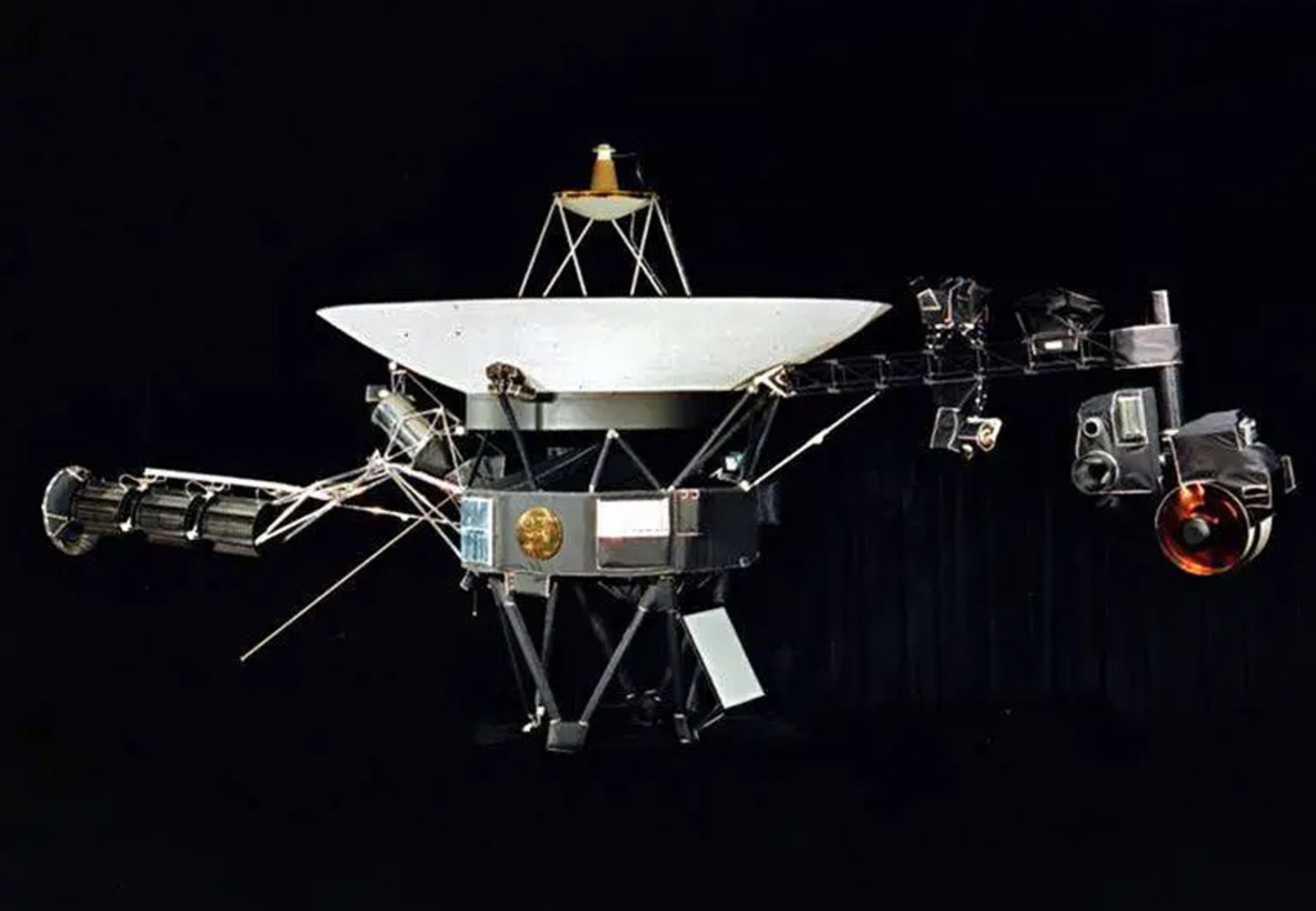 Model sondy Voyager - Voyager 1 (9/9)