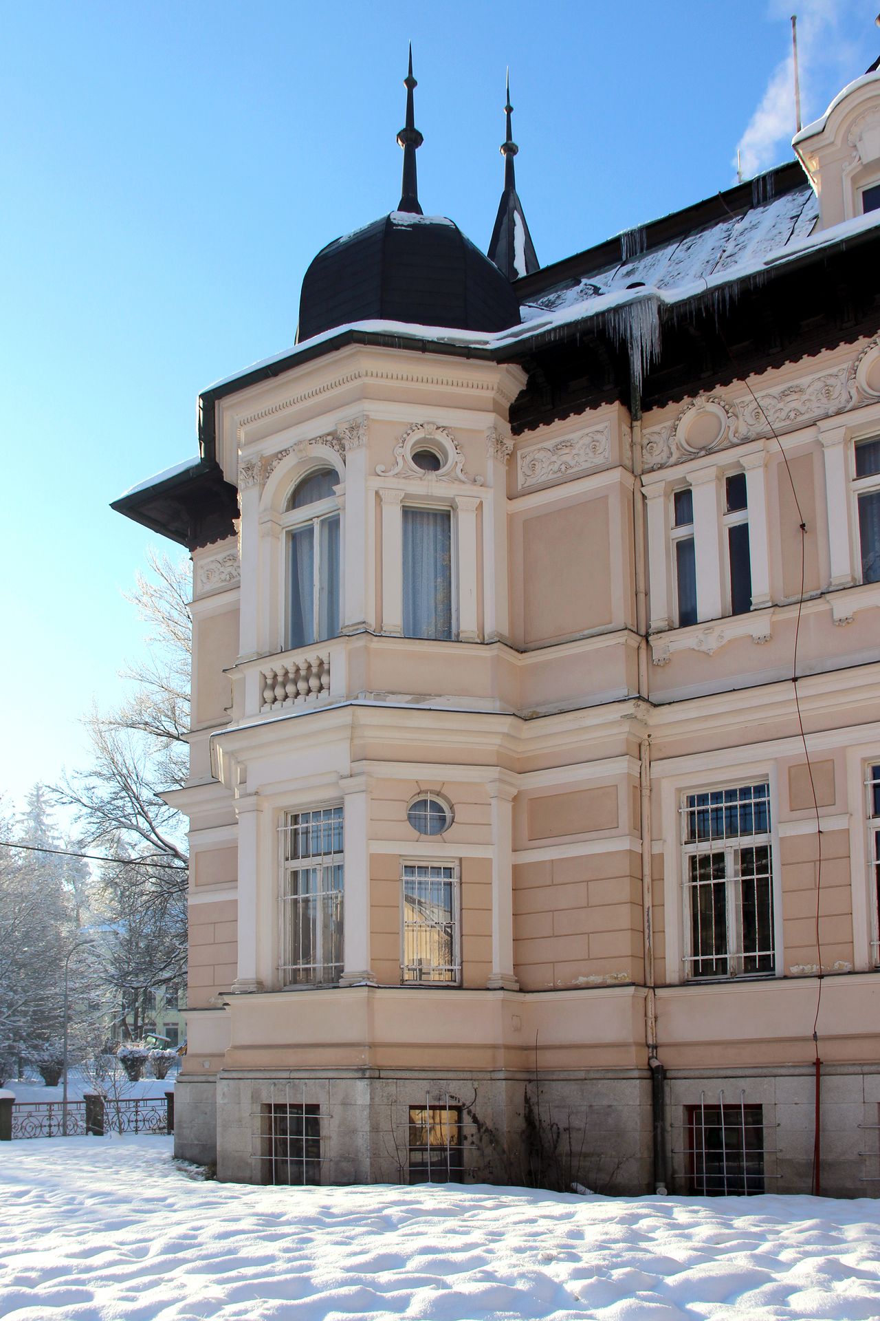Nabízené nemovitosti ÚZSVM - Geipelova vila - 5 - GALERIE: Nabízené nemovitosti ÚZSVM (26/37)