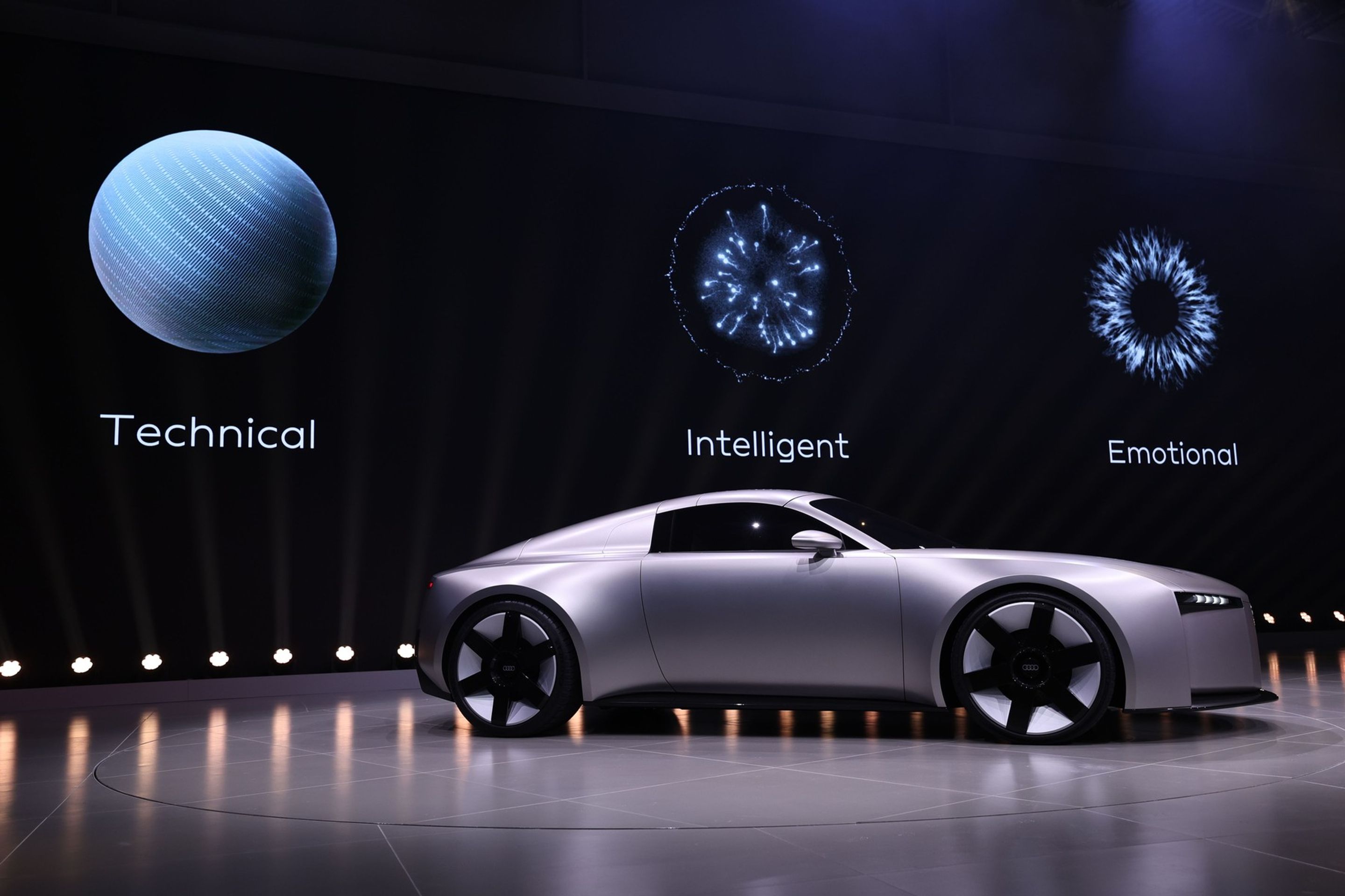Automobilka Audi a její vize budoucnosti Concept C - Autosalon v Mnichově ukazuje budoucnost automobilového průmyslu (14/37)
