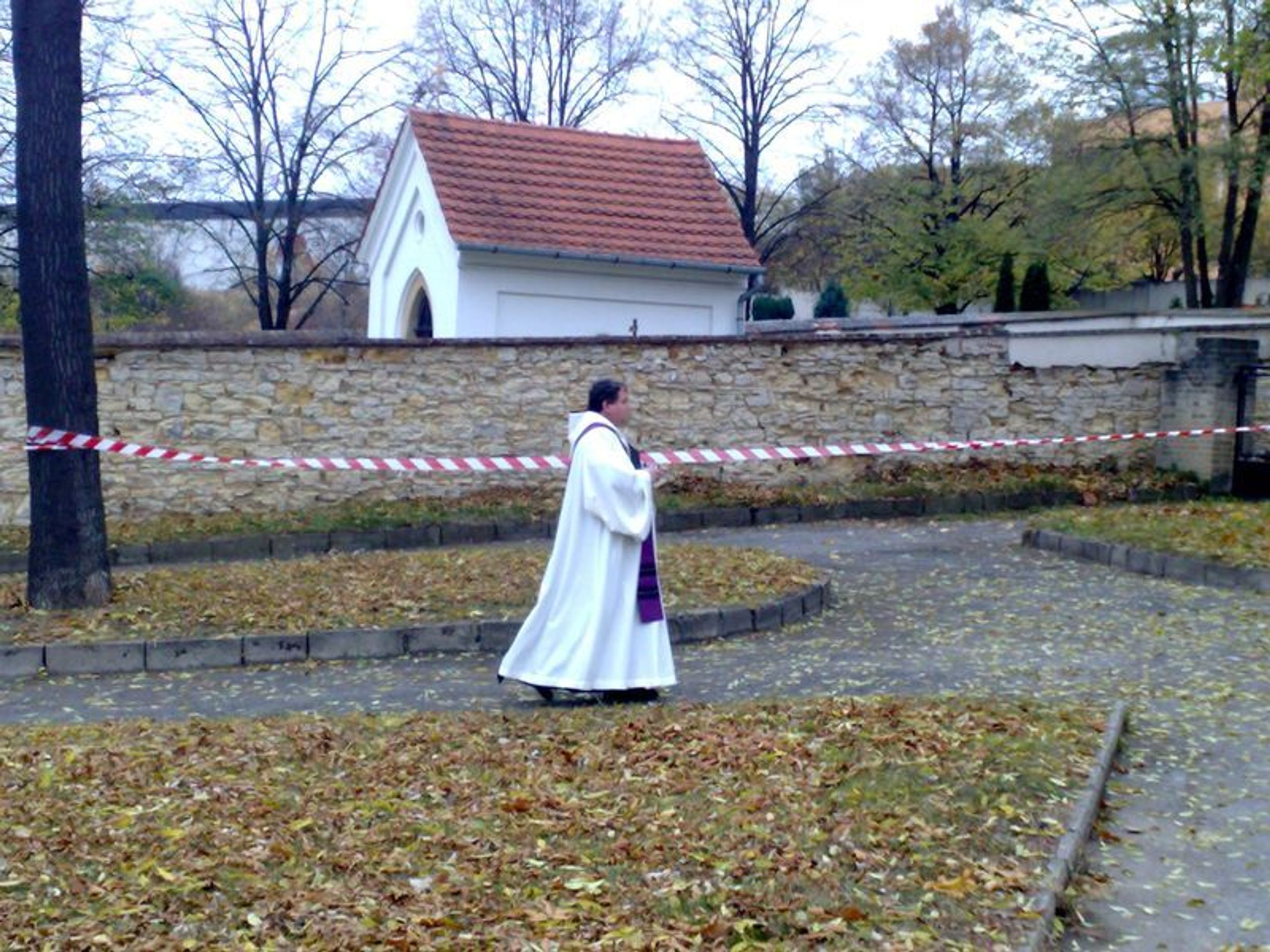 Kočkův pohřeb - Galerie: pohřeb Kočky (9/12)