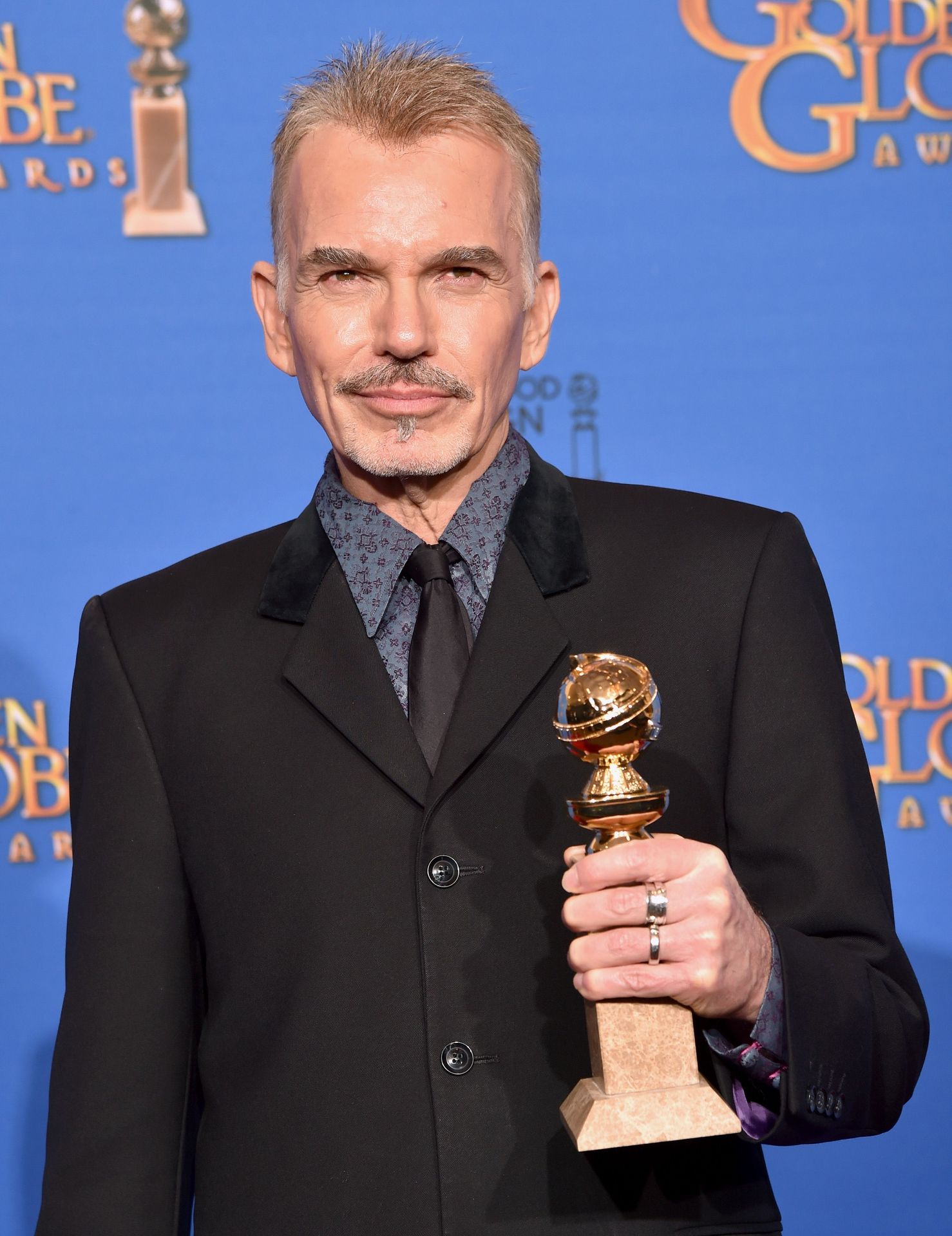 Zlaté glóby - Billy Bob Thornton - GALERIE ze Zlatých glóbů: Záplava výstřihů a módních kreací (13/28)