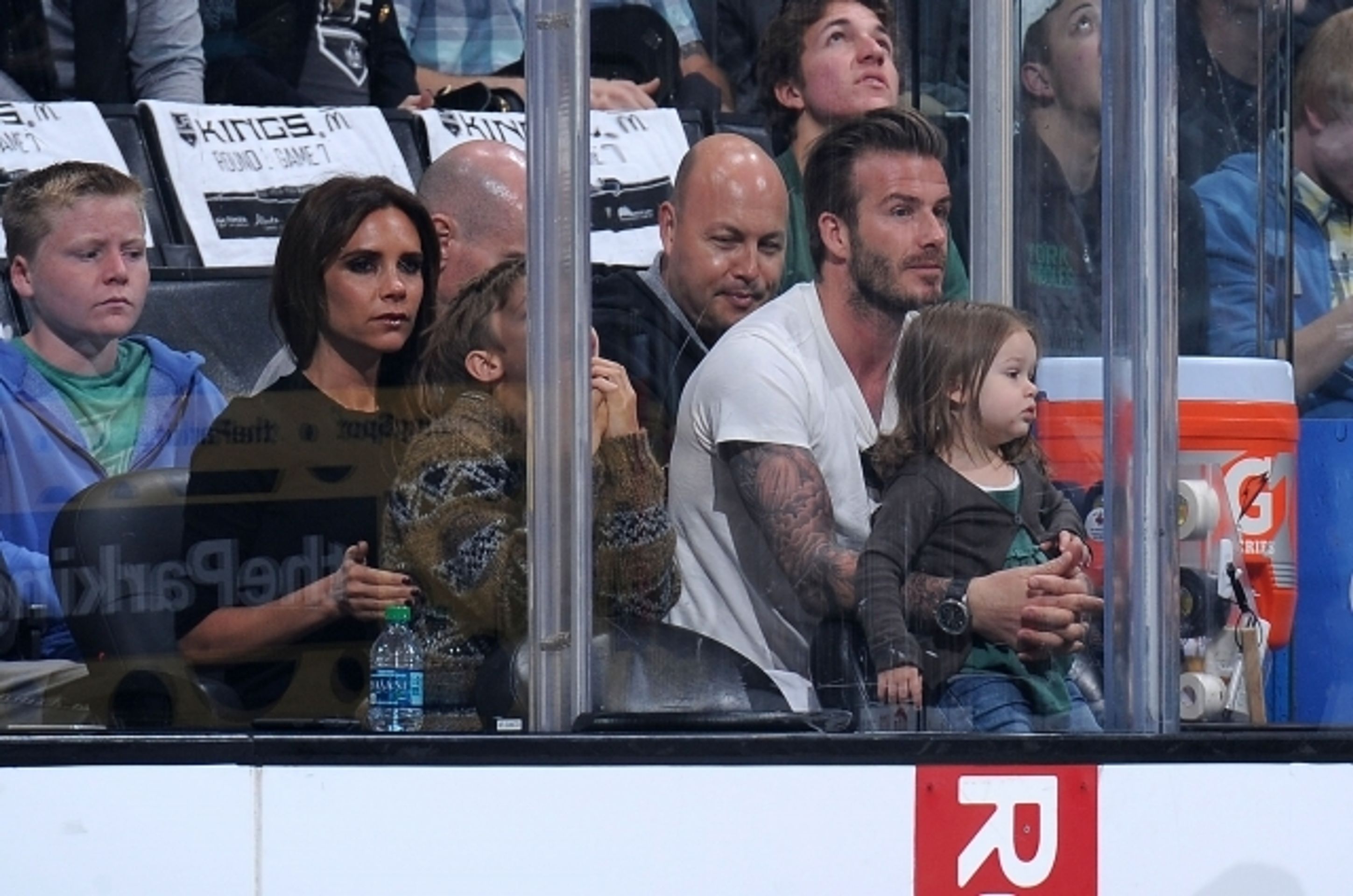 David Beckham a Tom Cruise na hokeji - 4 - GALERIE: David Beckham a Tom Cruise na hokeji (4/8)