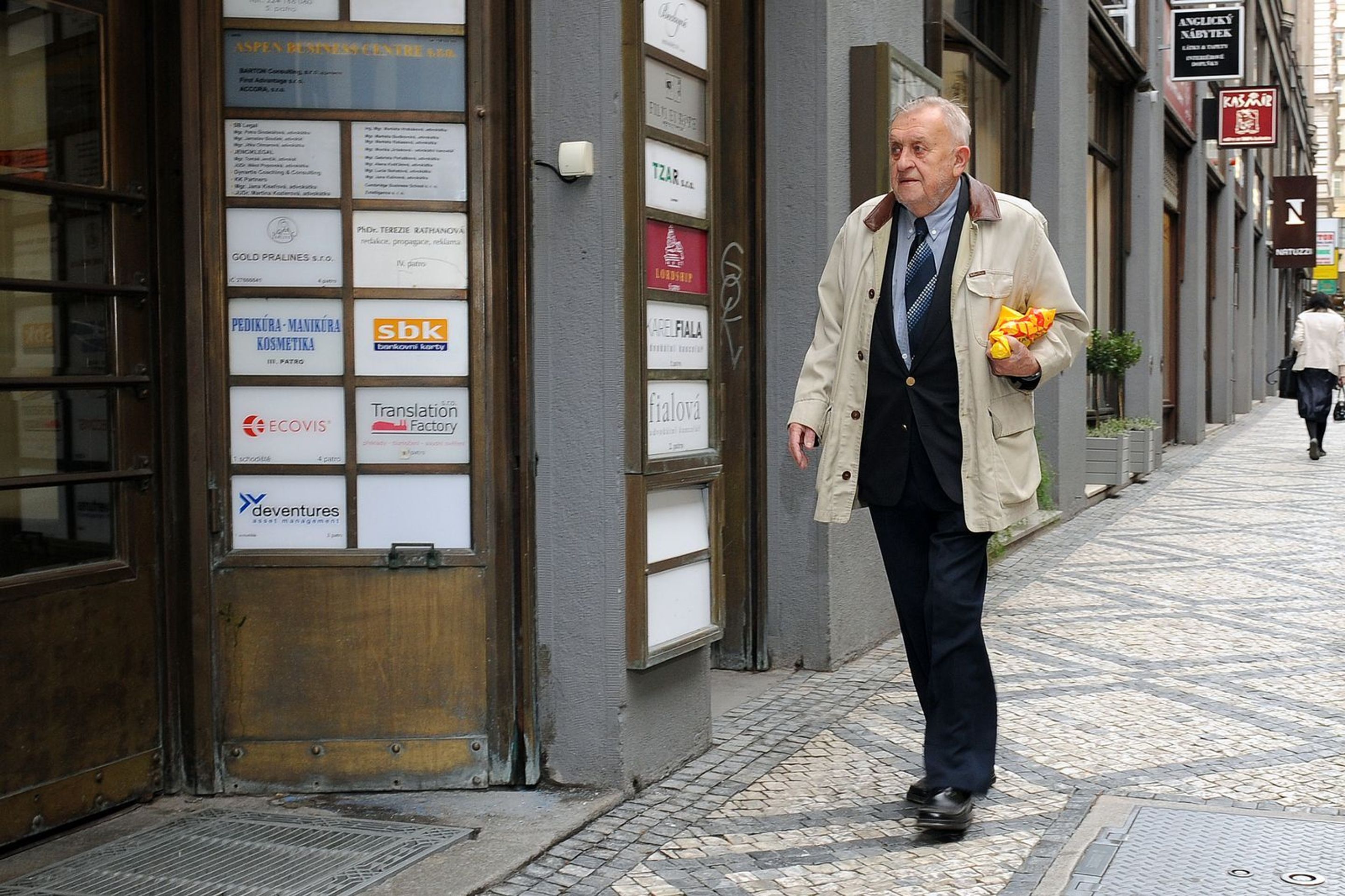 Poslední rozloučení s Lubomírem Lipským - 10 - GALERIE: Rozloučení s Lubomírem Lipským (4/28)