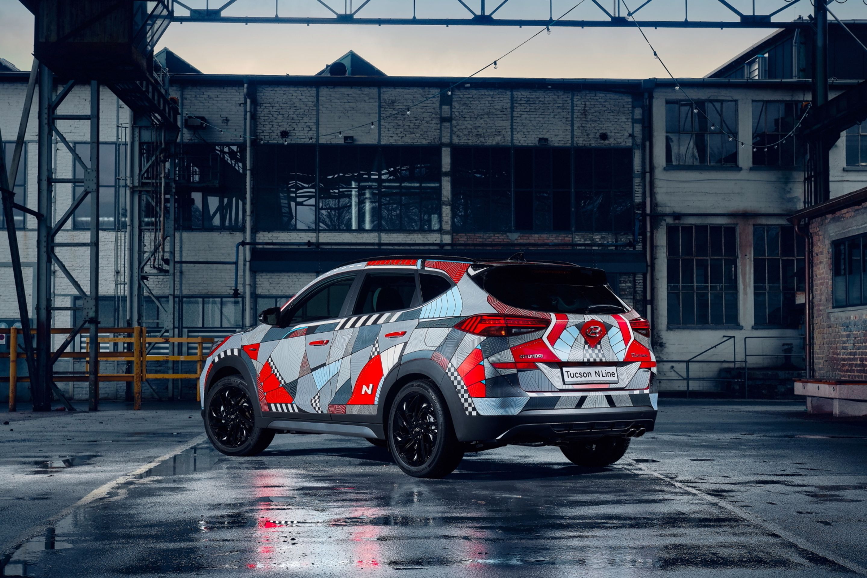 Hyundai Tucson N Line - 6 - Fotogalerie: Tucson N Line jako umělecké dílo (9/12)