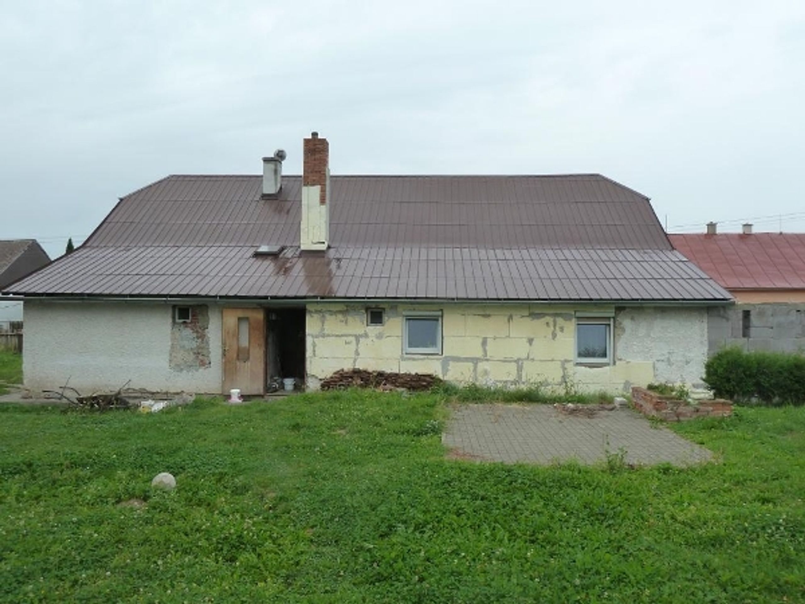 RD Dlouhá Loučka - GALERIE: Dražba RD v Dlouhé Loučce (2/3)