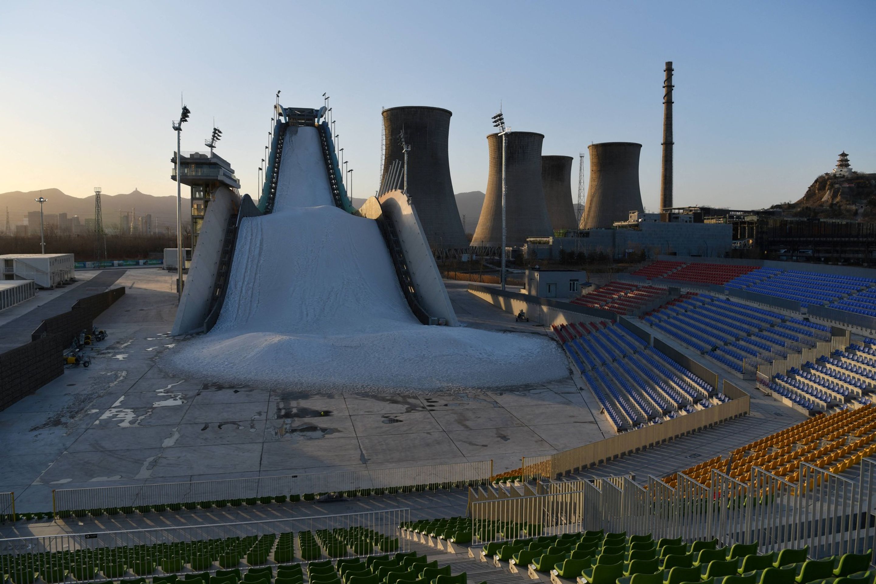 Big Air Shougang - Pekingské sportoviště pro zimní olympijské hry v Číně 2022 (14/14)