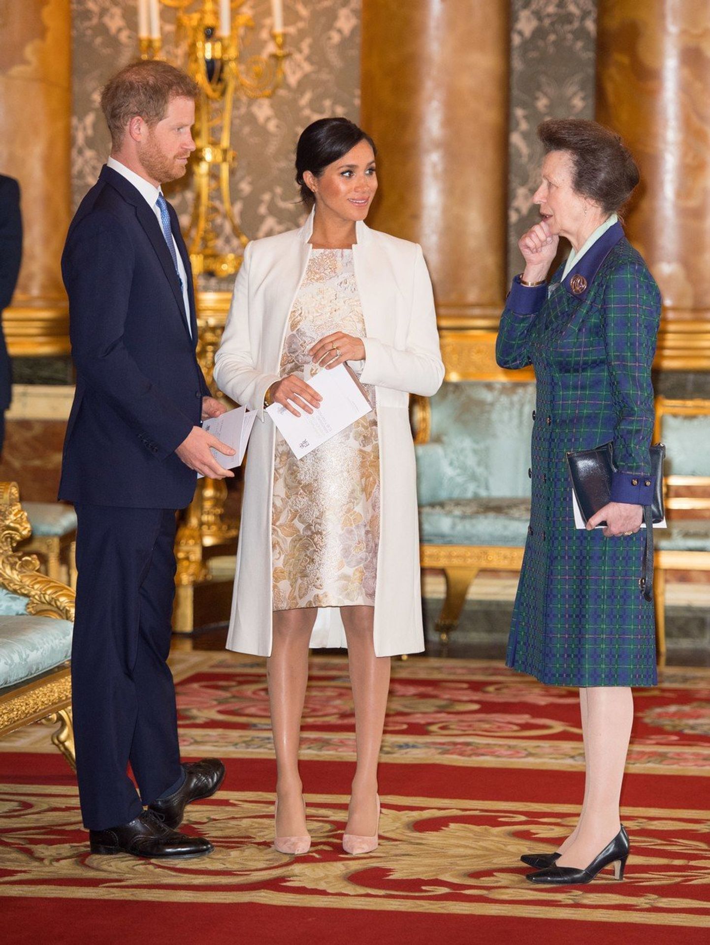 Meghan a Kate v Buckinghamském paláci - GALERIE: Meghan a Kate v Buckinghamském paláci (5/5)
